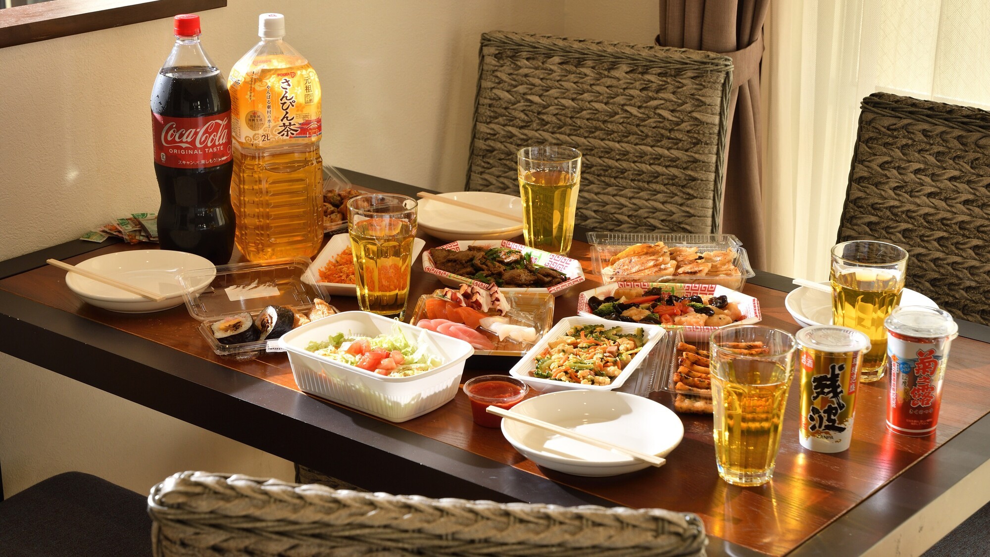 お部屋でデリバリー（イメージ）