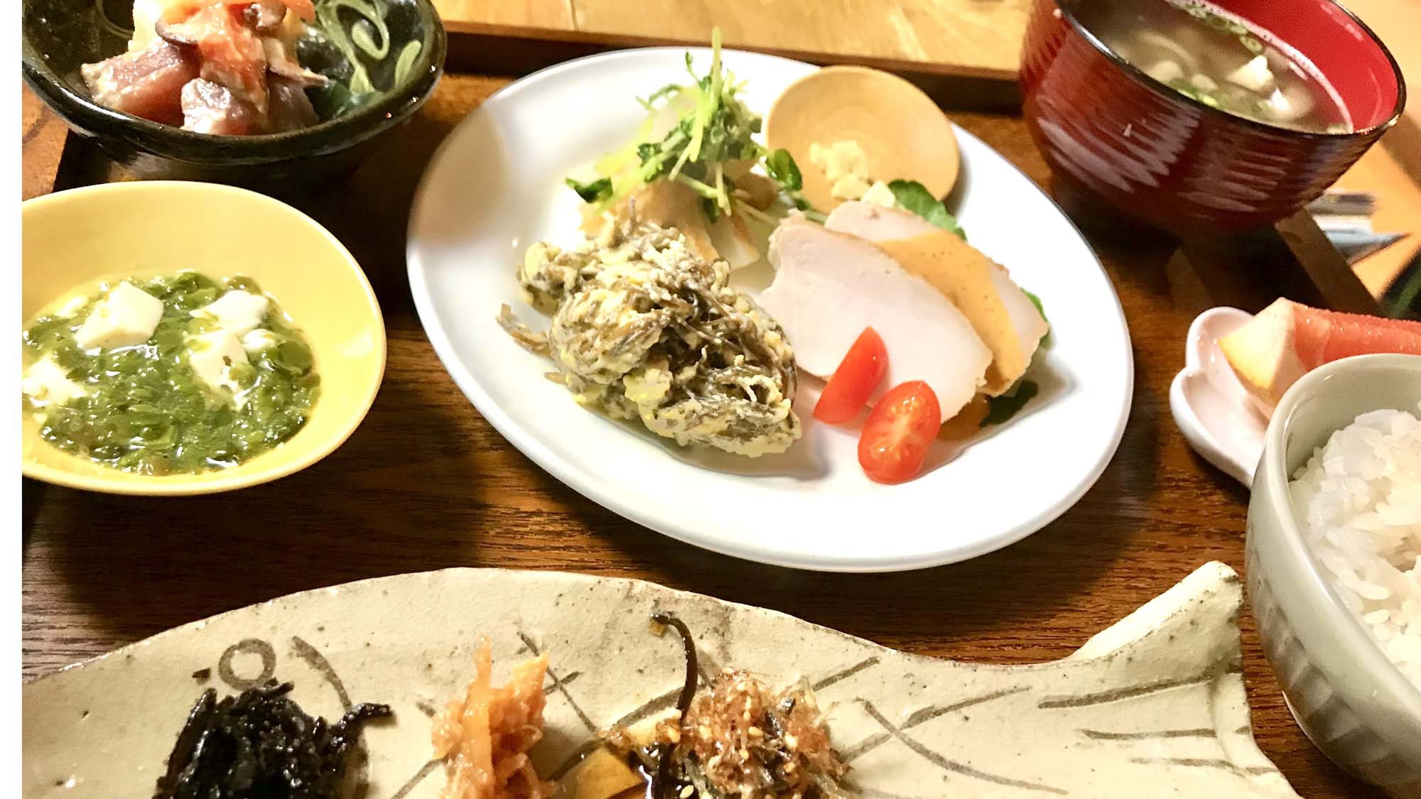 【1泊朝食】夜は自由に☆気軽に泊まれる朝食だけが付いたプランです♪