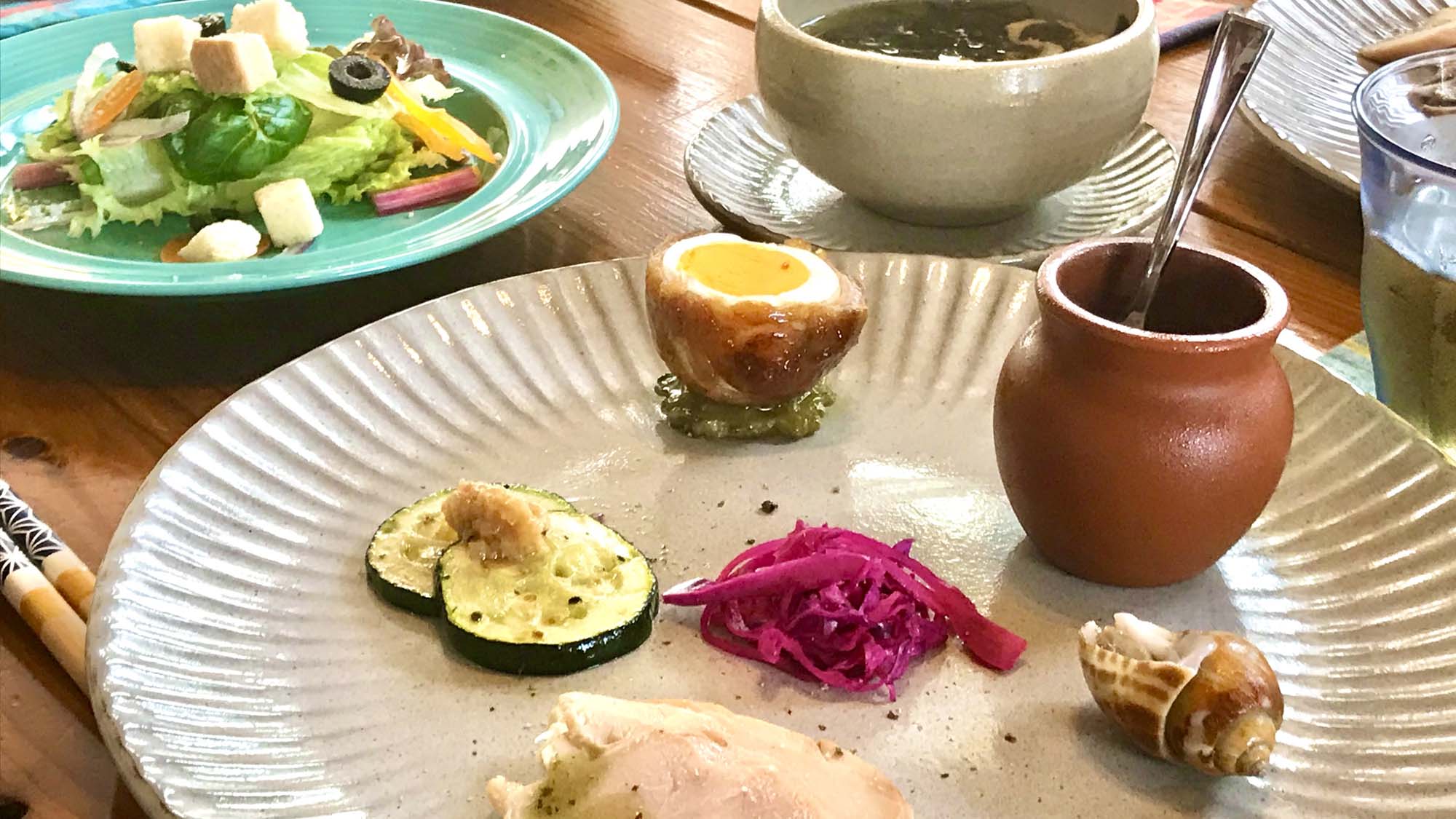 夕食一例（内容は仕入により変わります）