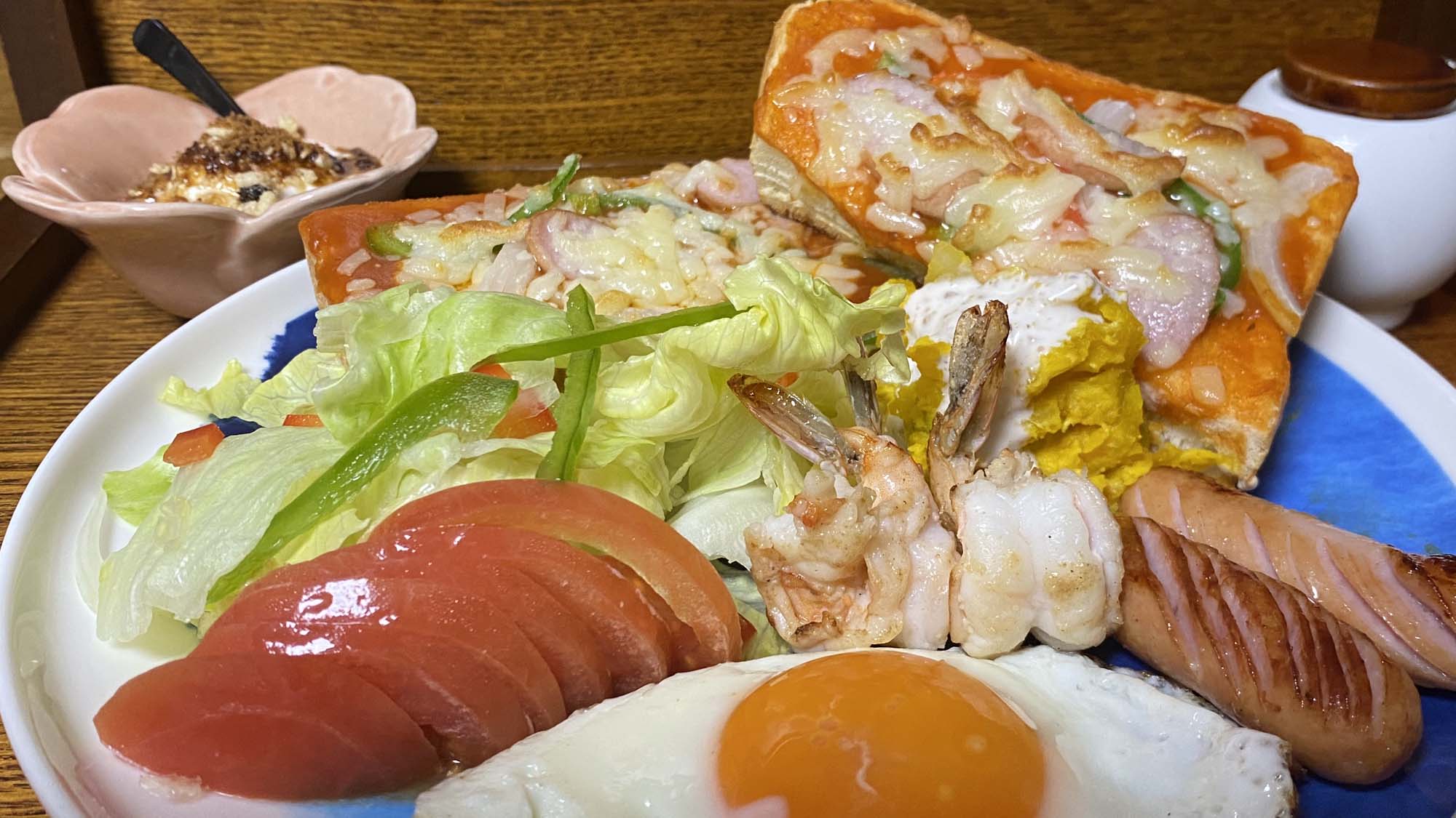 朝食一例（内容は仕入により変わります）