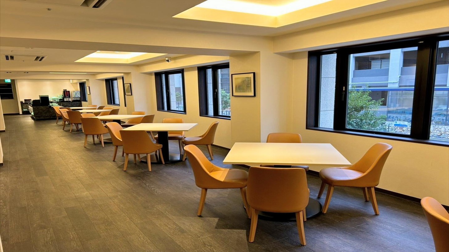 ■朝食会場（2階）