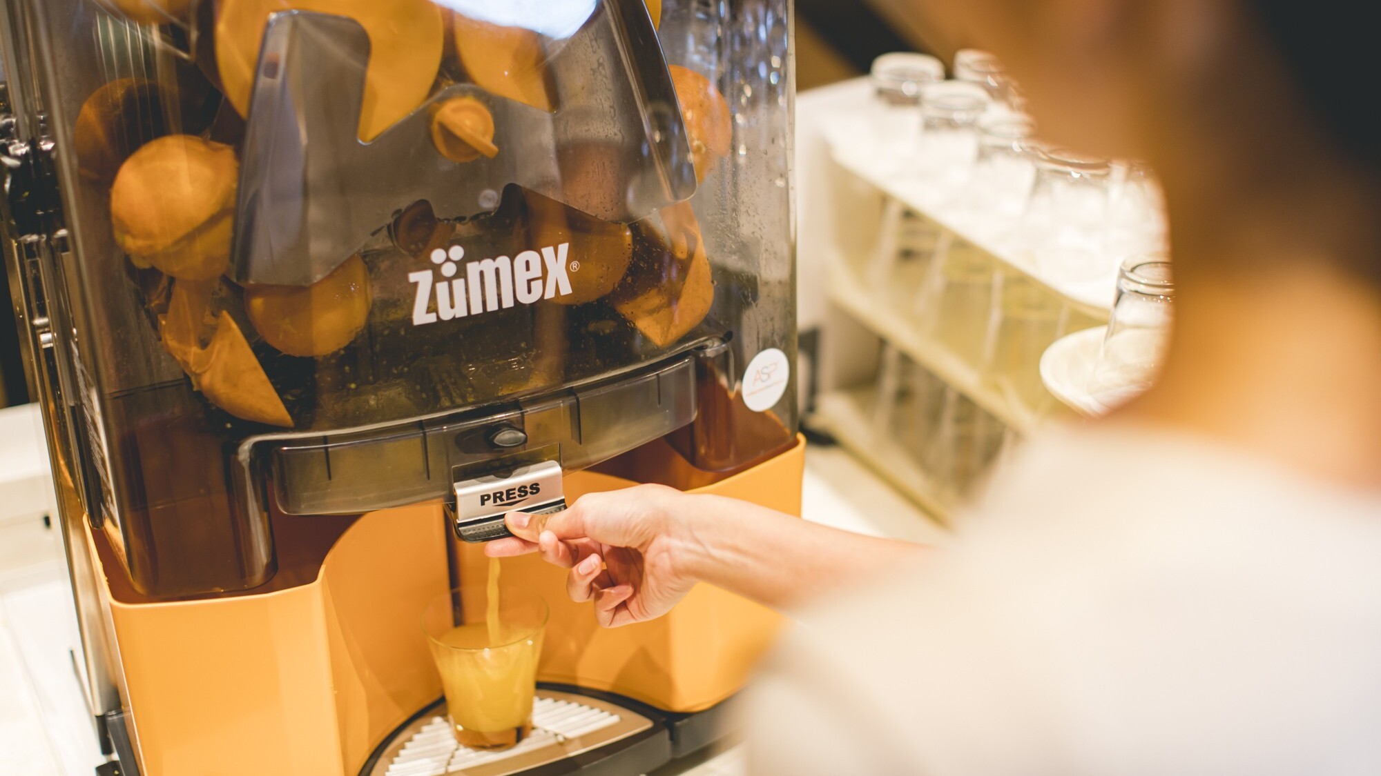 ◇朝食ブッフェ・フレッシュオレンジジュース