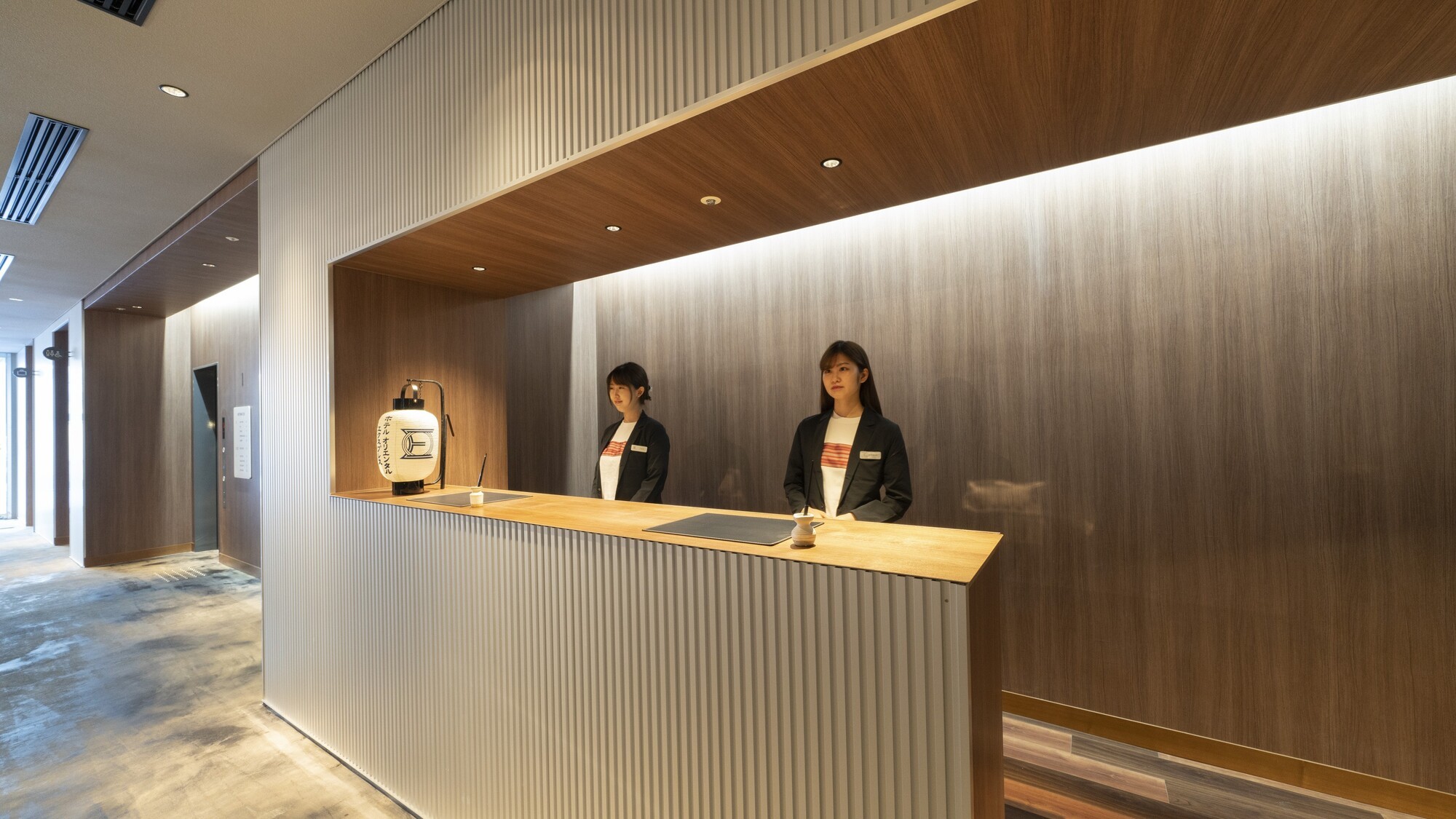 ◇フロントカウンター