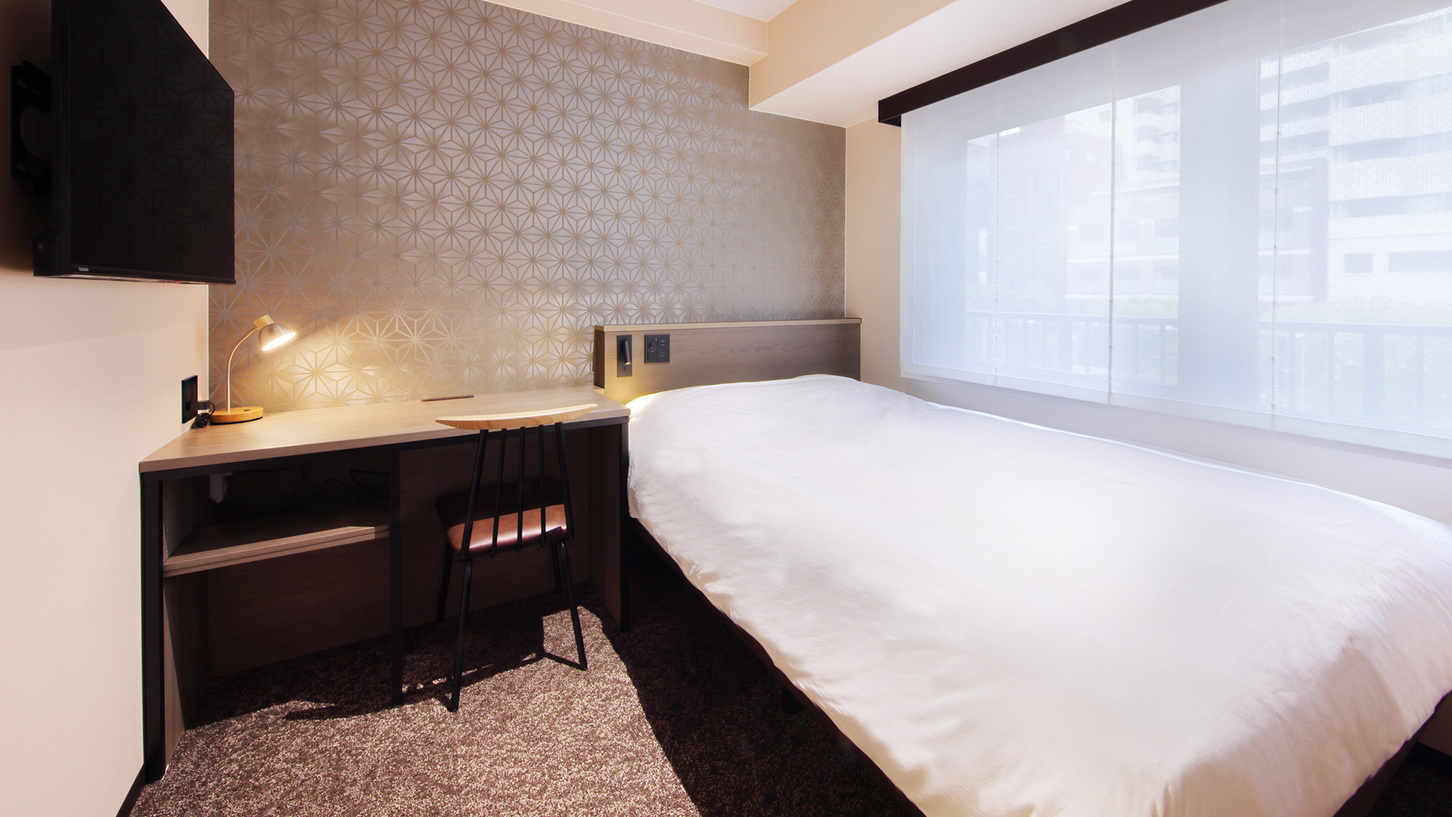 【スタンダードダブルルーム】12.7㎡～／ベッドサイズ138cm