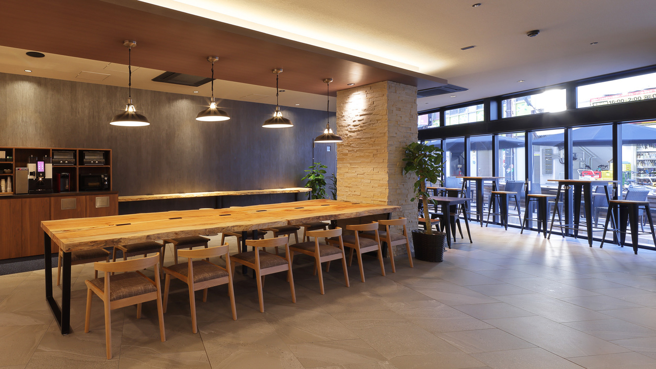 1Fロビー階【フリーラウンジ】カフェテリア