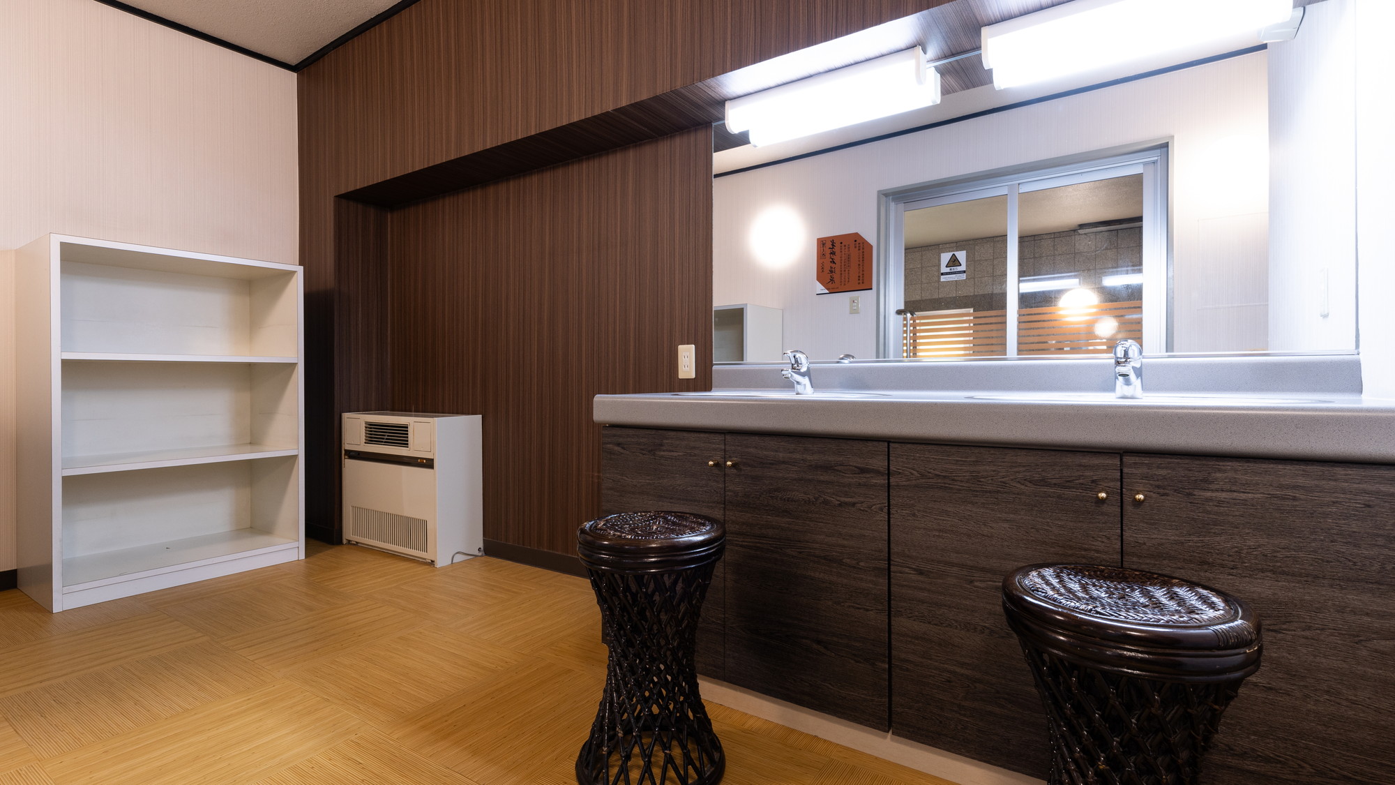 貸切風呂脱衣所