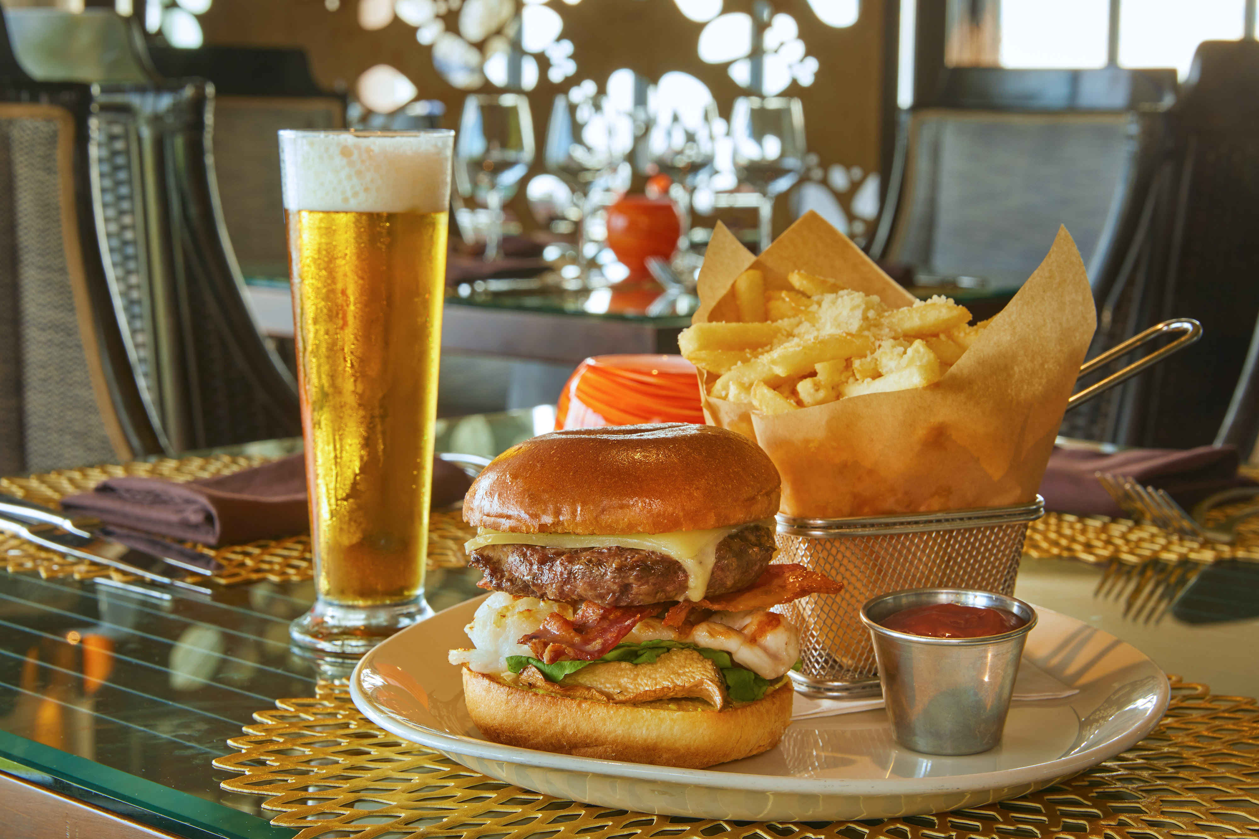 RumFire Po&lsquo;ipū Beach