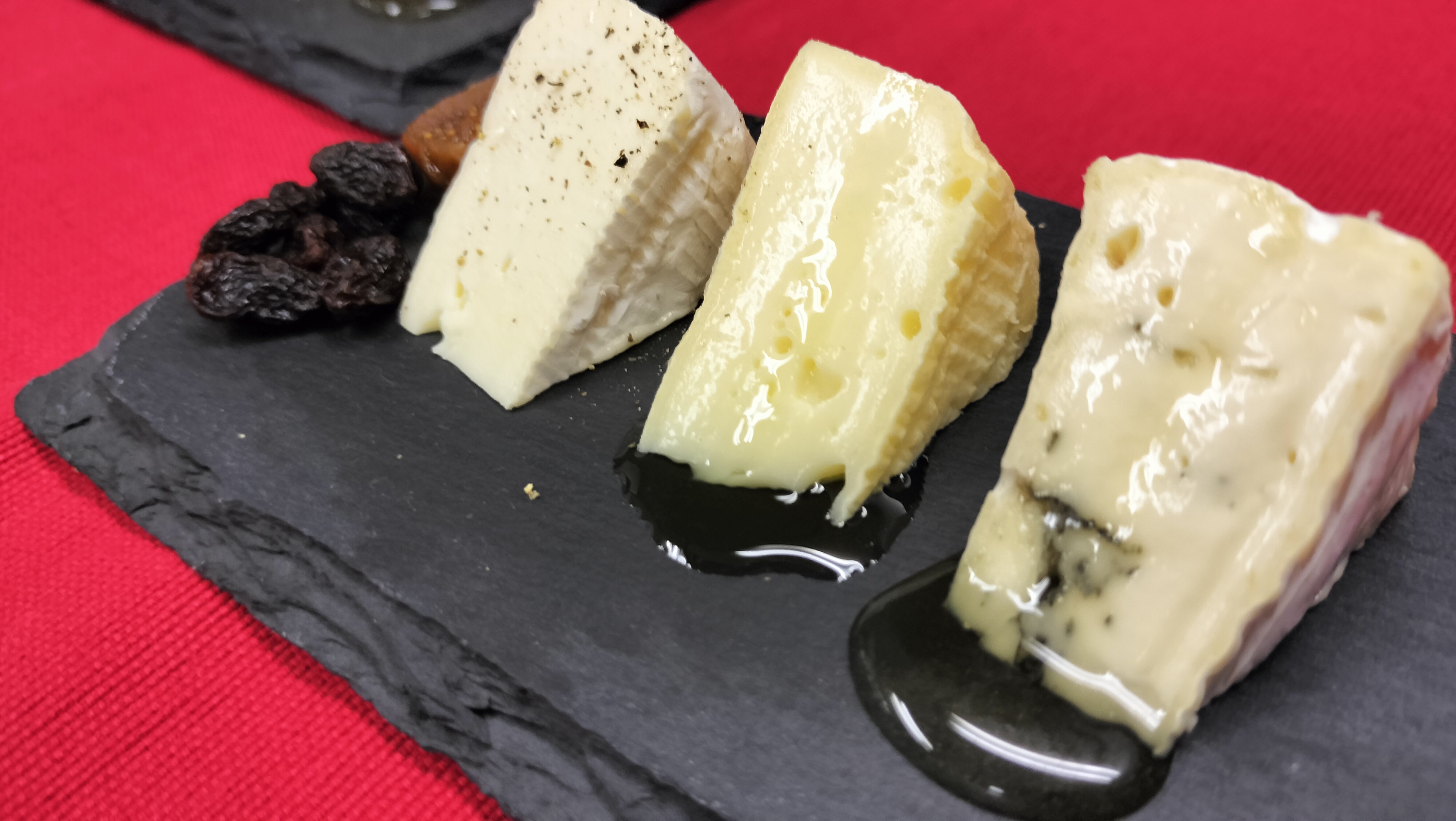 チーズ盛り合わせ