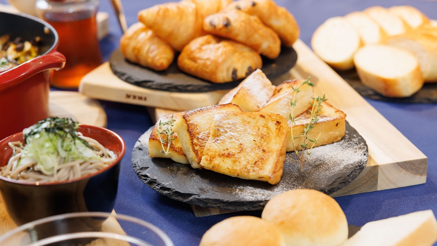 【朝食】札幌で人気の高級食パン「おかめや」のパンを使用したフレンチトースト♪