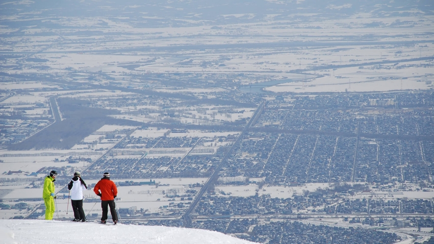 【サッポロテイネ】＜車で約40分＞札幌オリンピックが開催された標高1000m以上のスキー場
