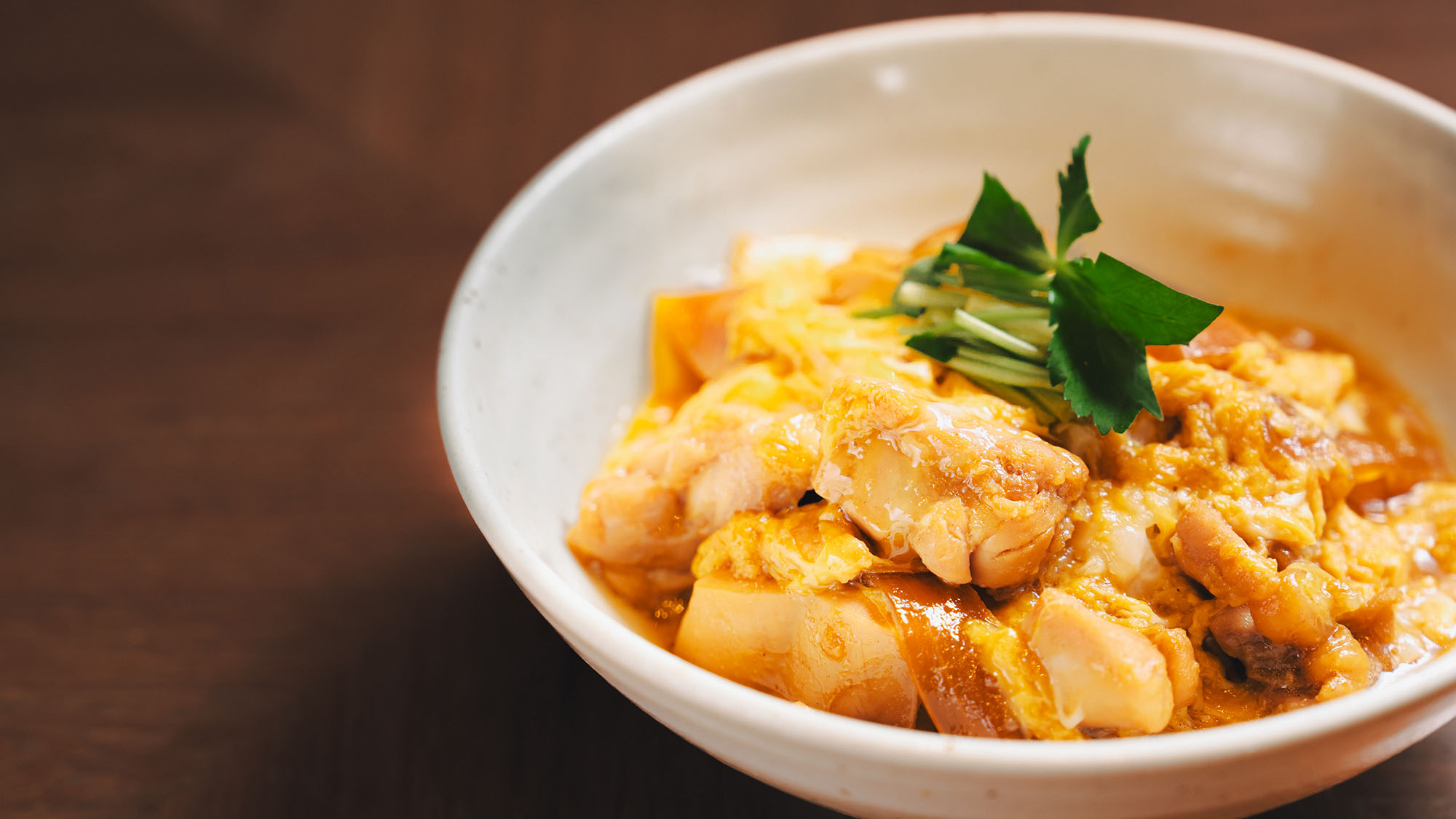 【ランチ】大好評のA5黒毛和牛を使用したメニューや、こだわりのお蕎麦、ボリューム満点の丼ぶりをご用意