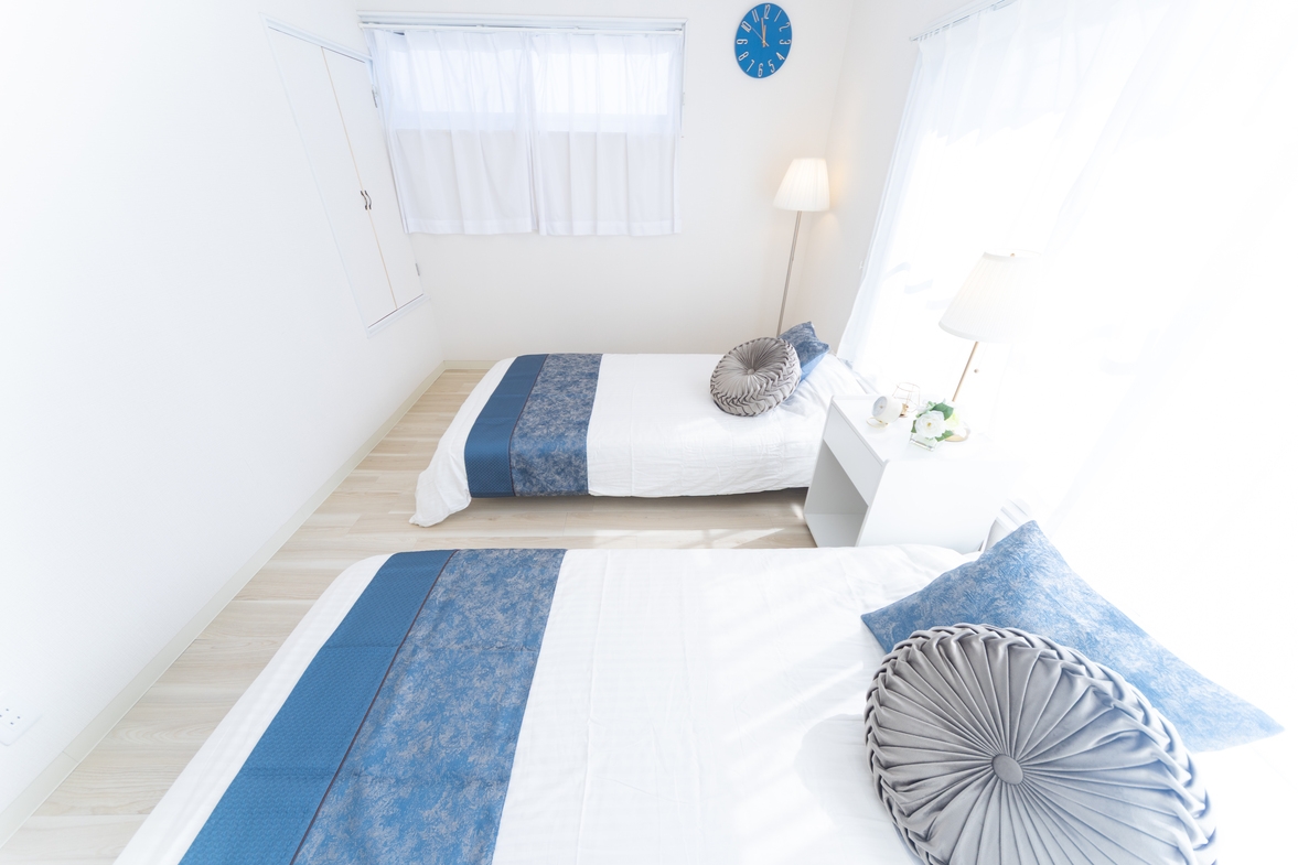 【素泊まり】別荘貸切り　無料駐車場２台　お庭でバーベキュー可能　ペットと泊まれる家