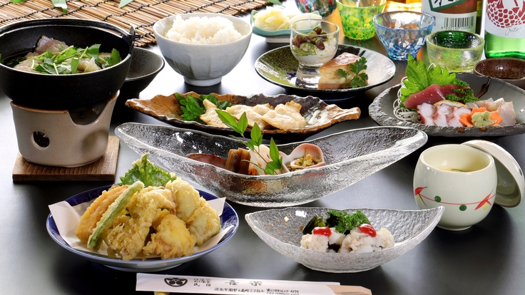 夏季限定【徳島県産天然ハモ会席】淡泊だけど脂の乗った旬のハモ☆醤油ベースのハモ鍋でさっぱりと♪