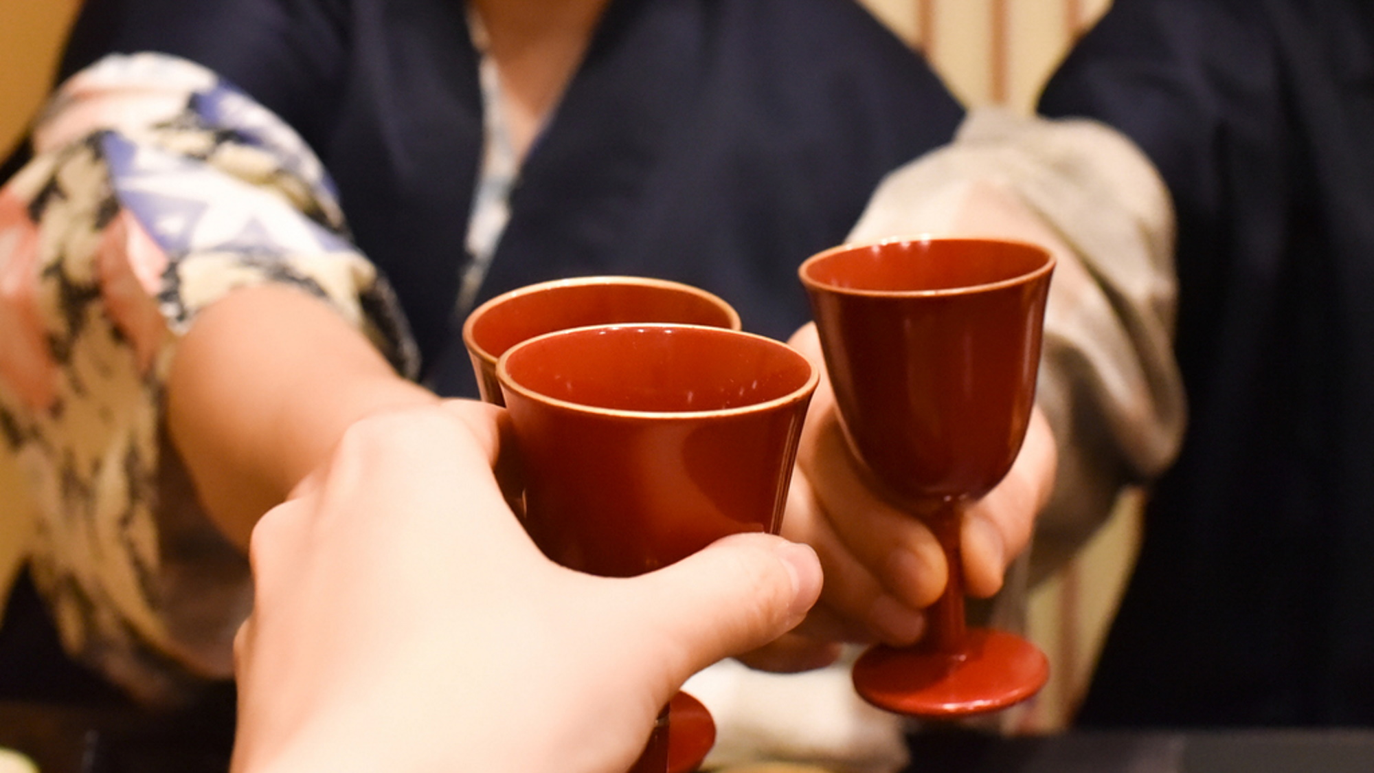 お部屋でお食事や宴会をお楽しみください。