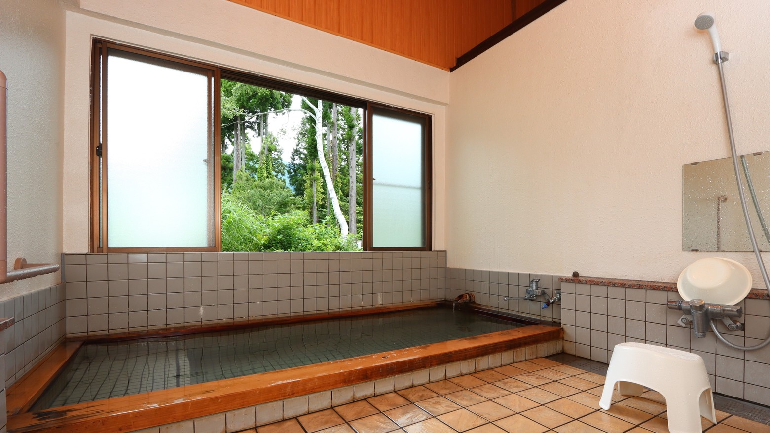 【1泊2食】手焼き「須弥山焼」の器で楽しむ真心料理。かけ流し池の平温泉と山のおもてなしプラン
