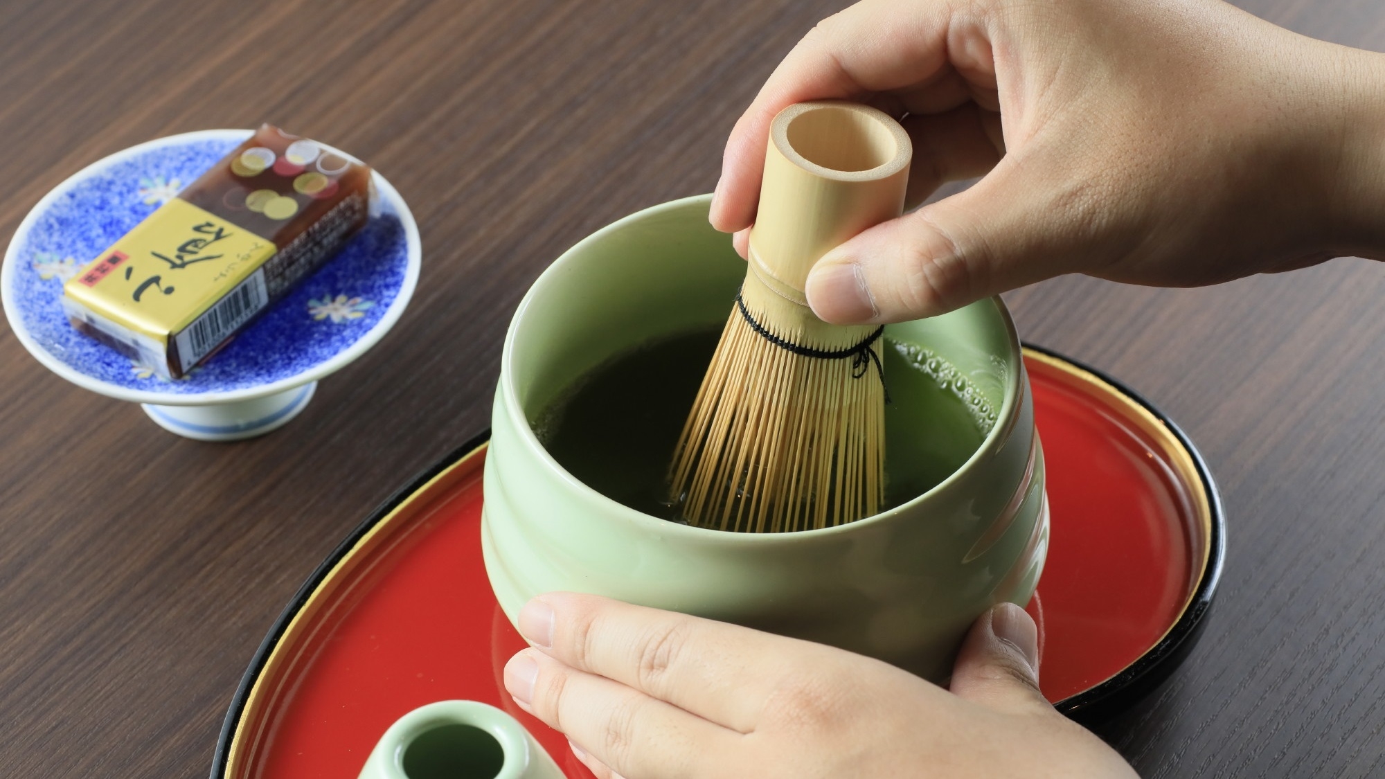 【秋の3大特典】和の空間で愉しむ抹茶点てとガラスペンの体験／彩る秋のひととき＜基本コース★雅＞