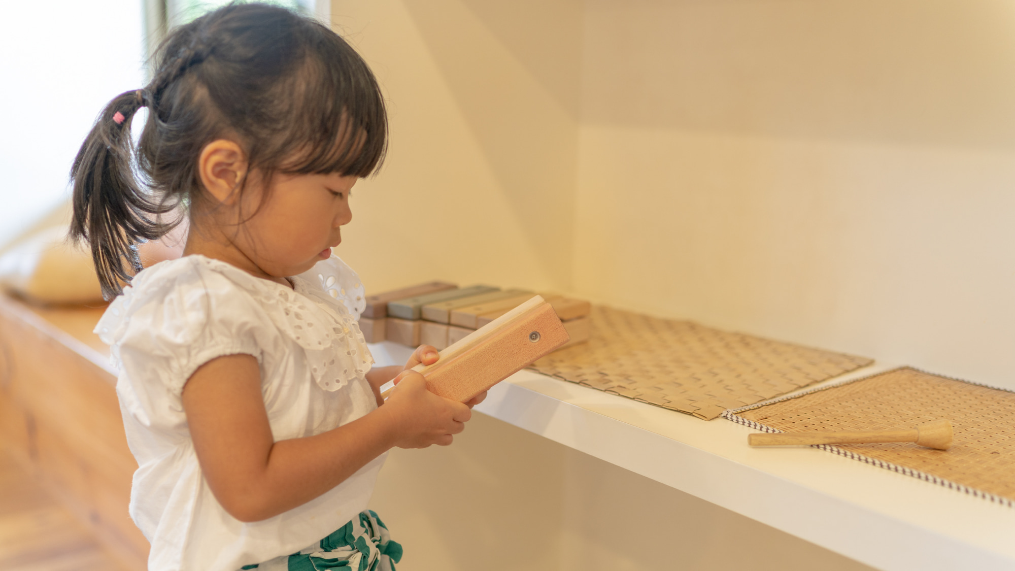 ◆おもちゃ美術館（イメージ画像）沖縄の木材を使用し制作。木の温もりを体感してください。