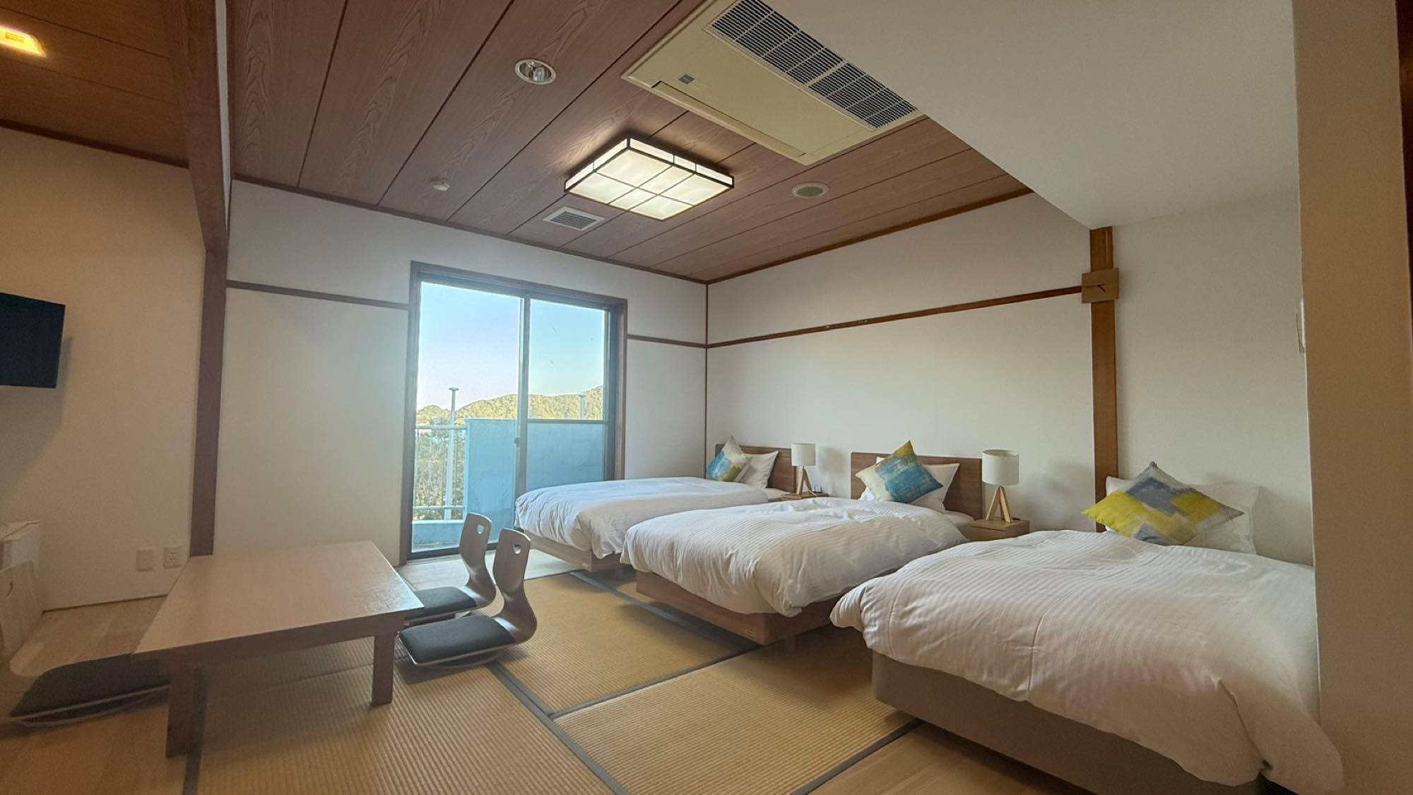 オーシャンビュー　和室トリプルベット（禁煙）