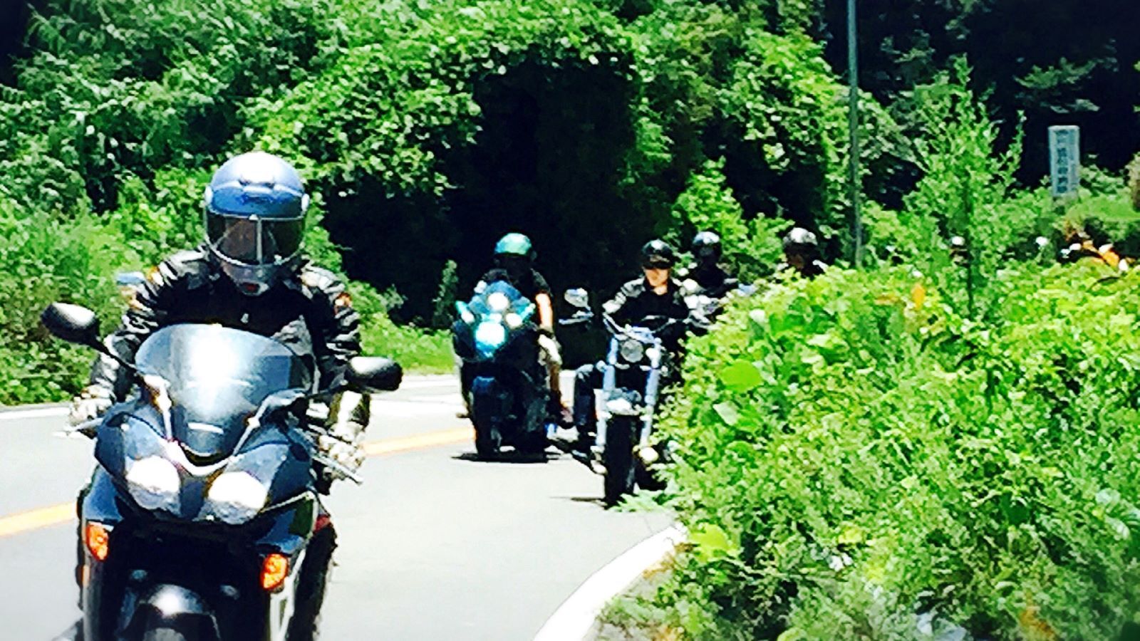 【ツーリングプラン】屋根付き駐車場あり！特典でビールかグラスワインをサービス♪２食付き