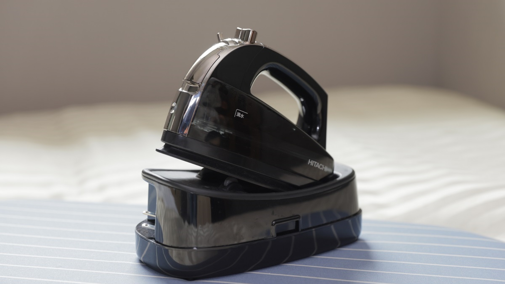 【貸し出し備品】アイロン　ビジネスマンの必須！アイロン貸し出し有