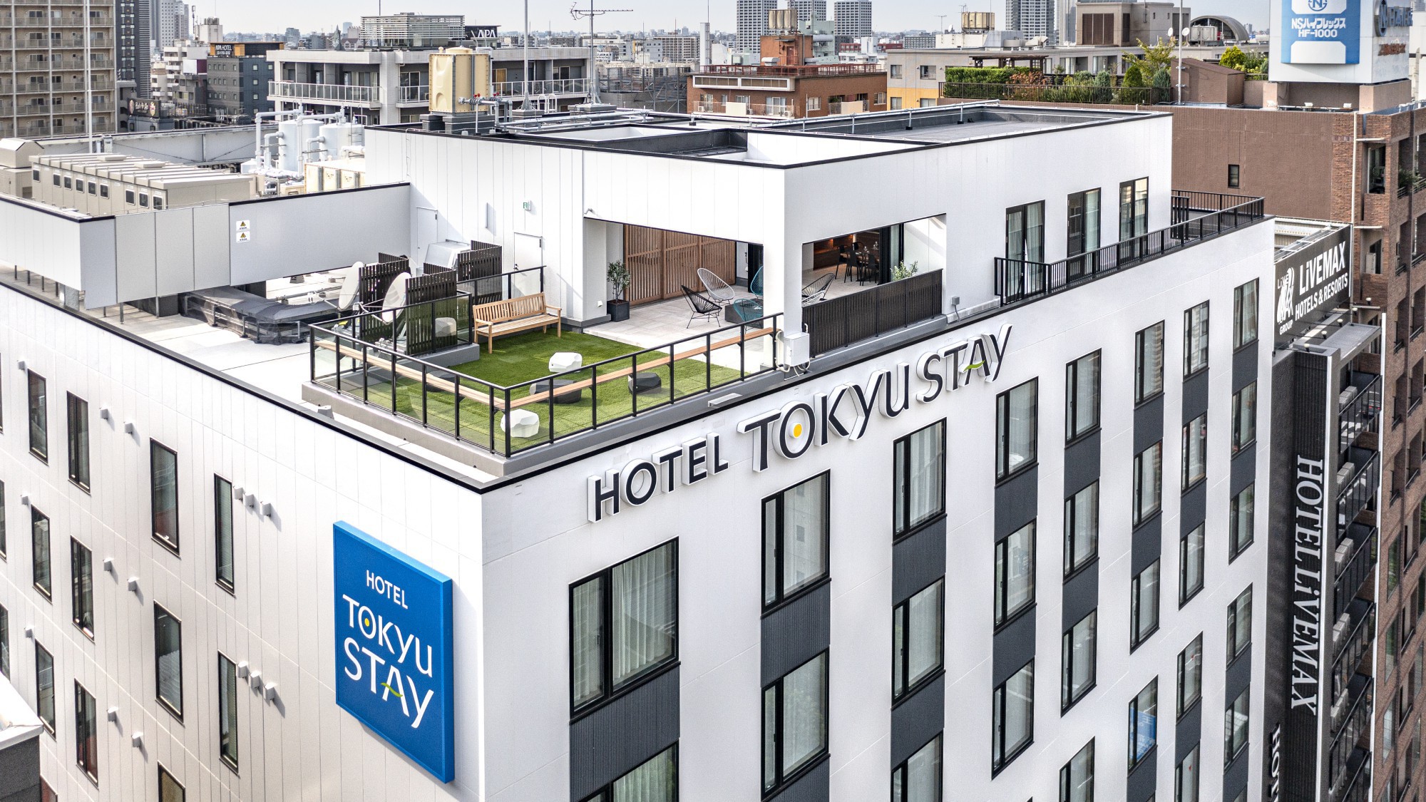 ◆ホテル外観｜2021年8月30日グランドオープン！新宿エリア3店舗目となるホテルが東新宿駅に誕生