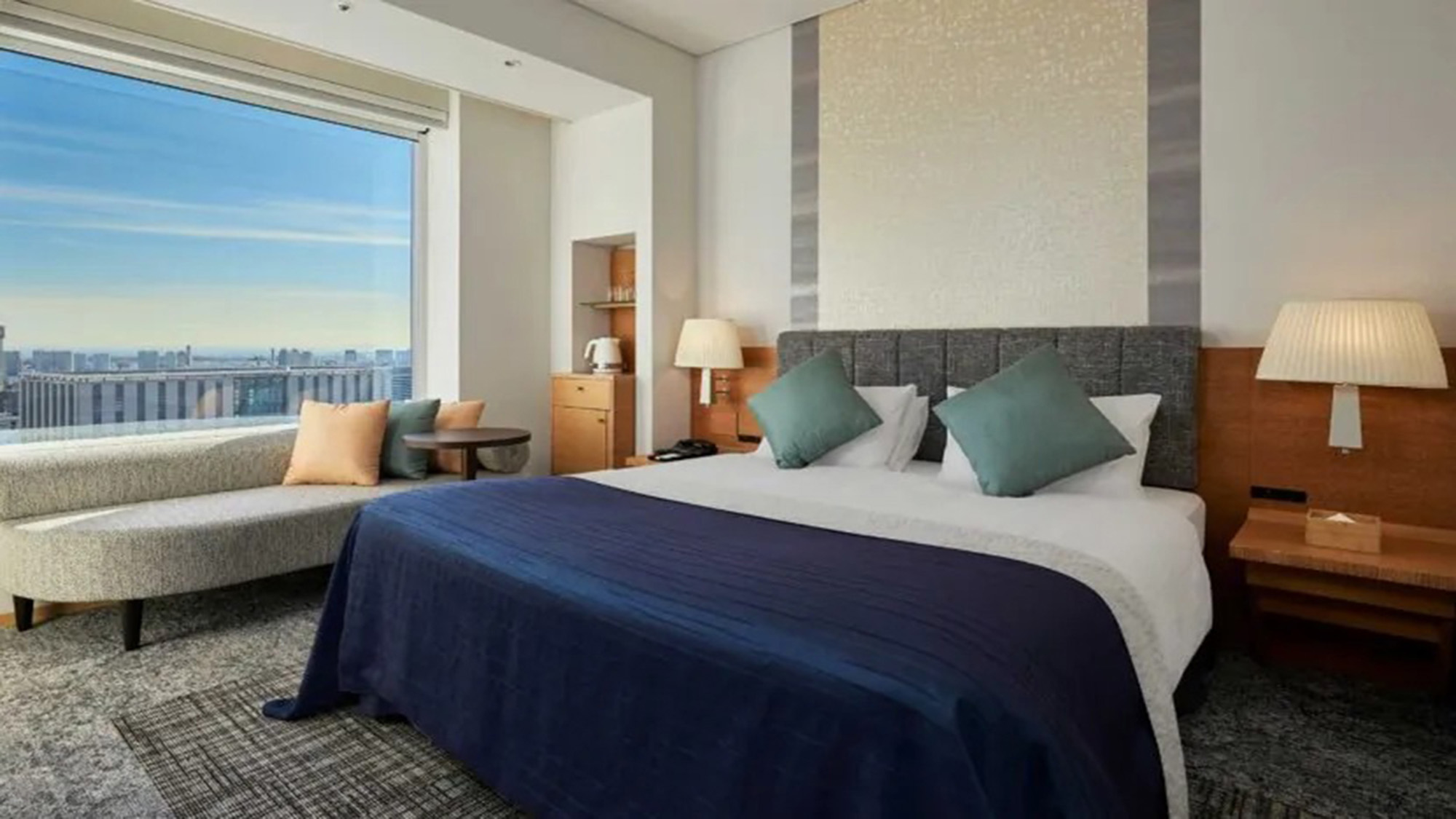 【クイーン　22平米　ベッドサイズ：Ｗ 1,600 &times; 1台　定員：1～2名】