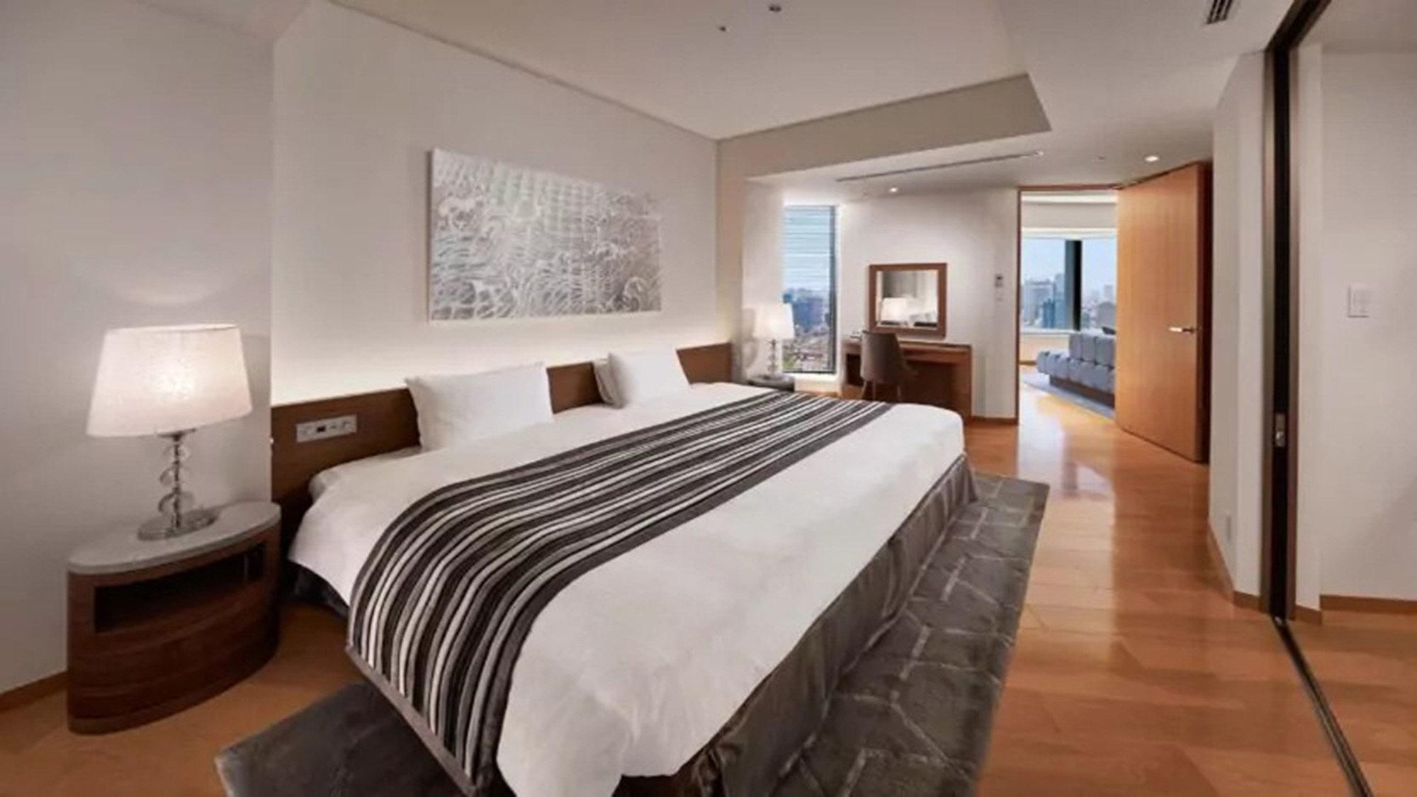 【パークスイート 80平米　ベッドサイズ：Ｗ 2,400 &times; 1台　定員：1～2名】