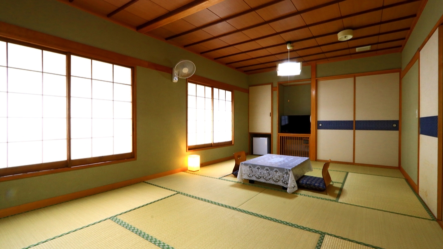 和室12～14畳のお部屋です。