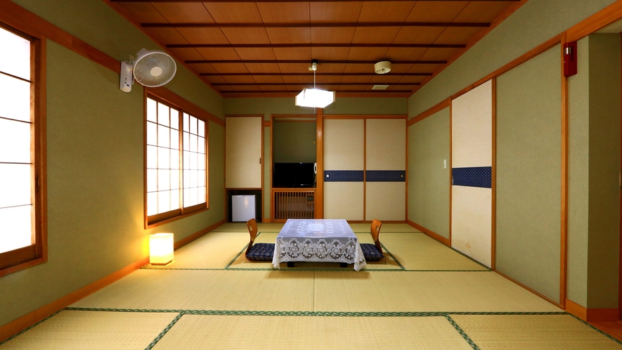 和室和室12～14畳のお部屋です。