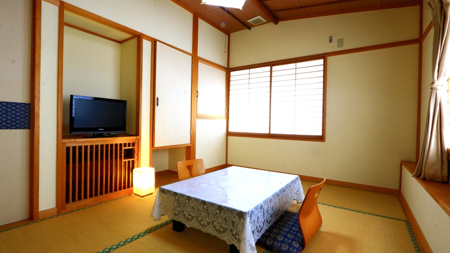 和室6畳のお部屋です。
