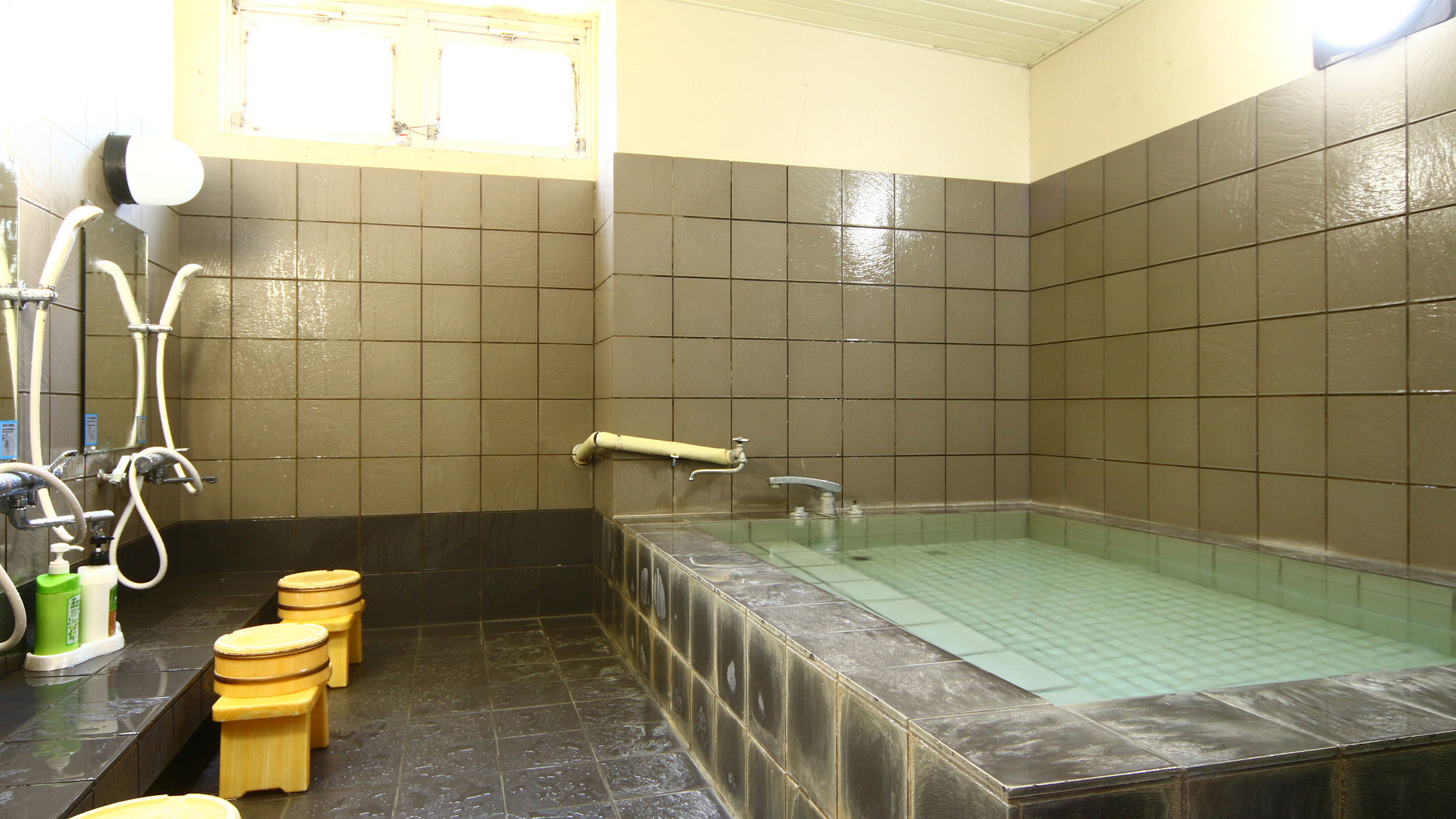 【風呂】高アルカリ美人の湯と名高い白馬八方温泉