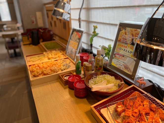 とんかつ・天ぷら・蕎麦コーナー