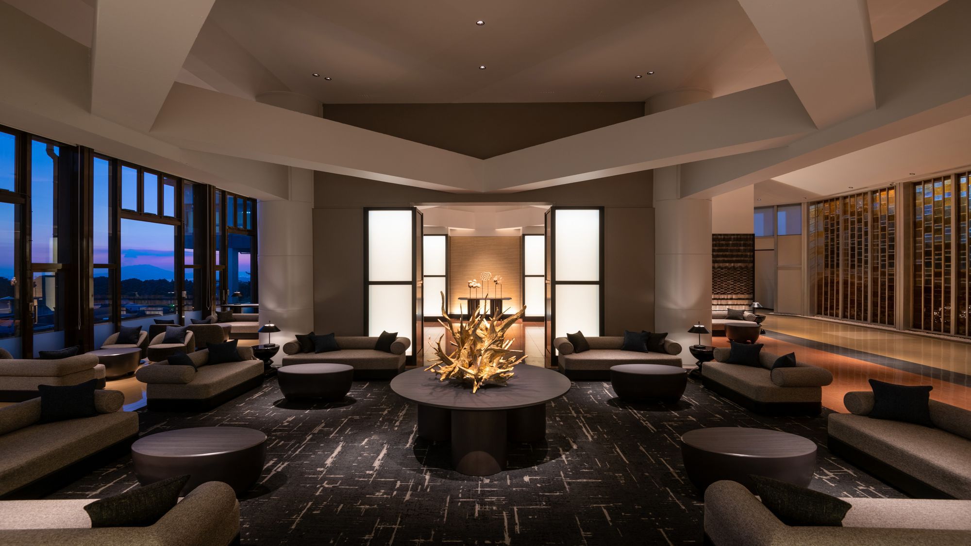 ミヤマキリシマ咲き誇る天孫降臨の地、高千穂峰をゆく◇深山会席◇涼夏霧島美食旅♪＜2食付プラン＞