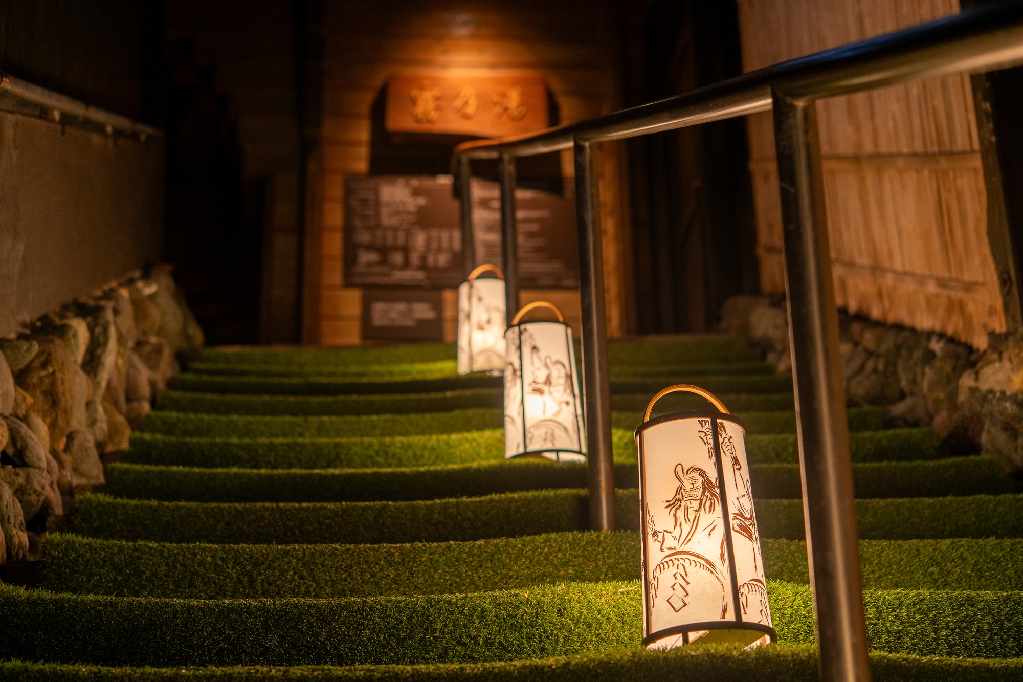 露天風呂入口　階段