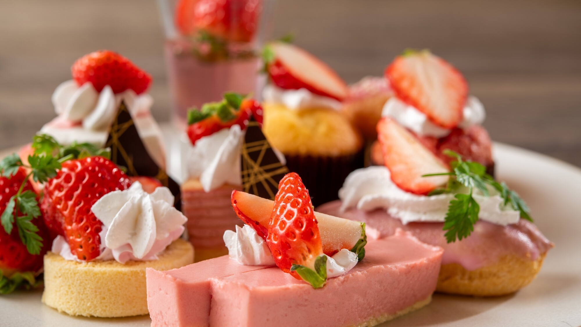 【春のいろどり旬彩フェア】いちごのスイーツ