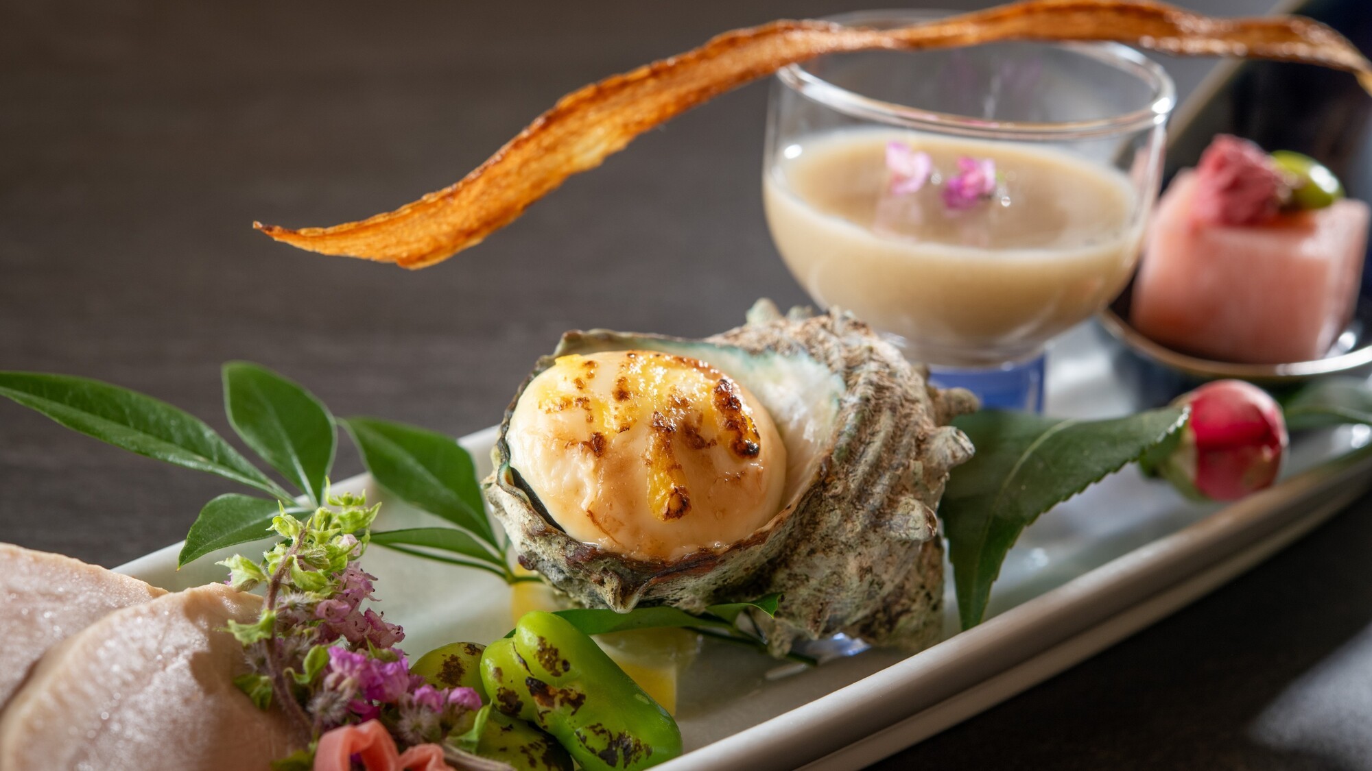 山翠会席＜2026年春＞前菜「栄螺黄身焼き他」