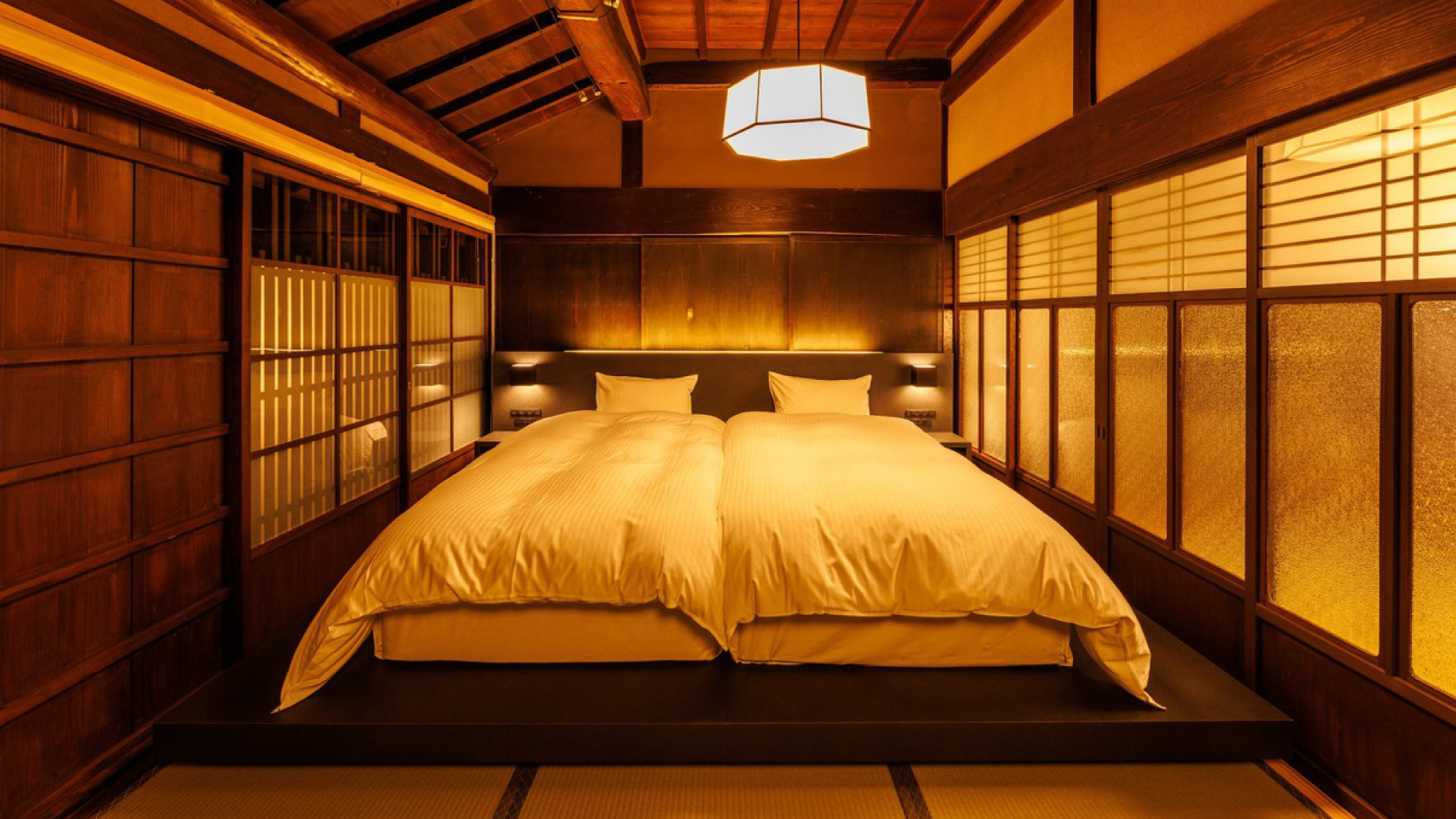 茜：寝室