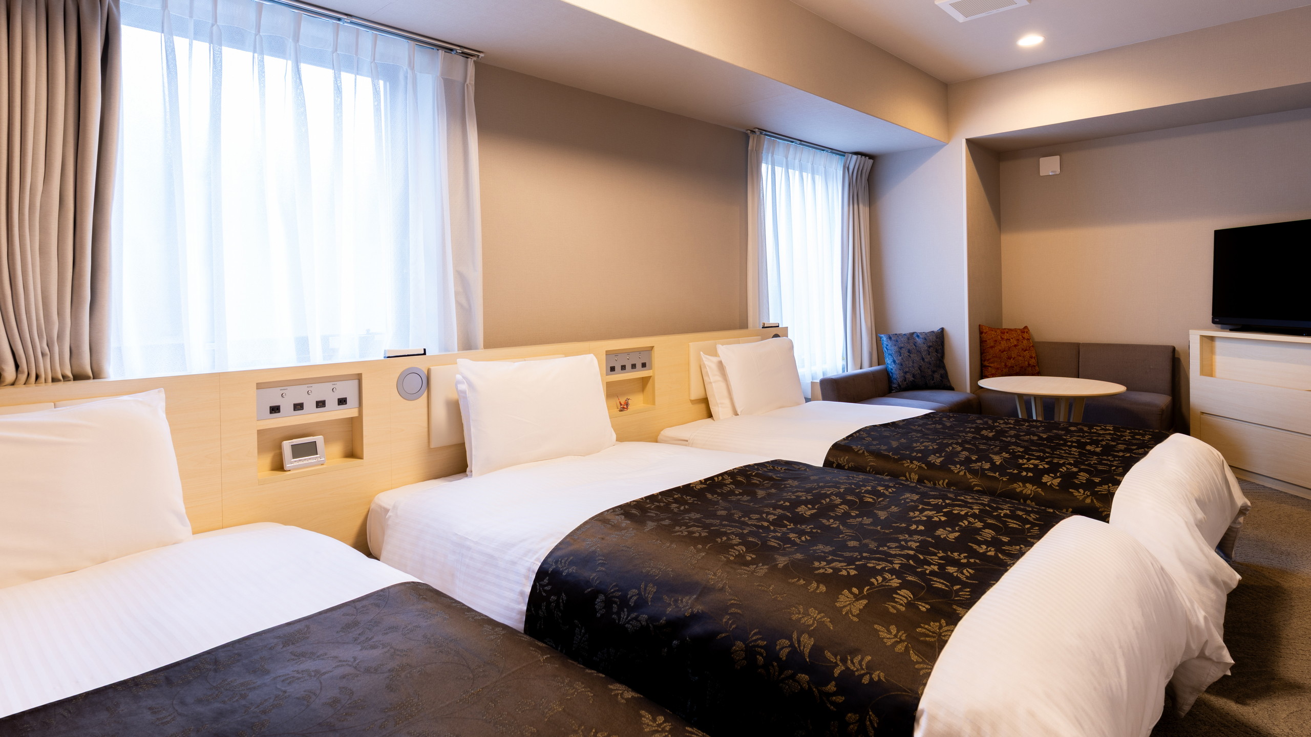 トリプルルーム