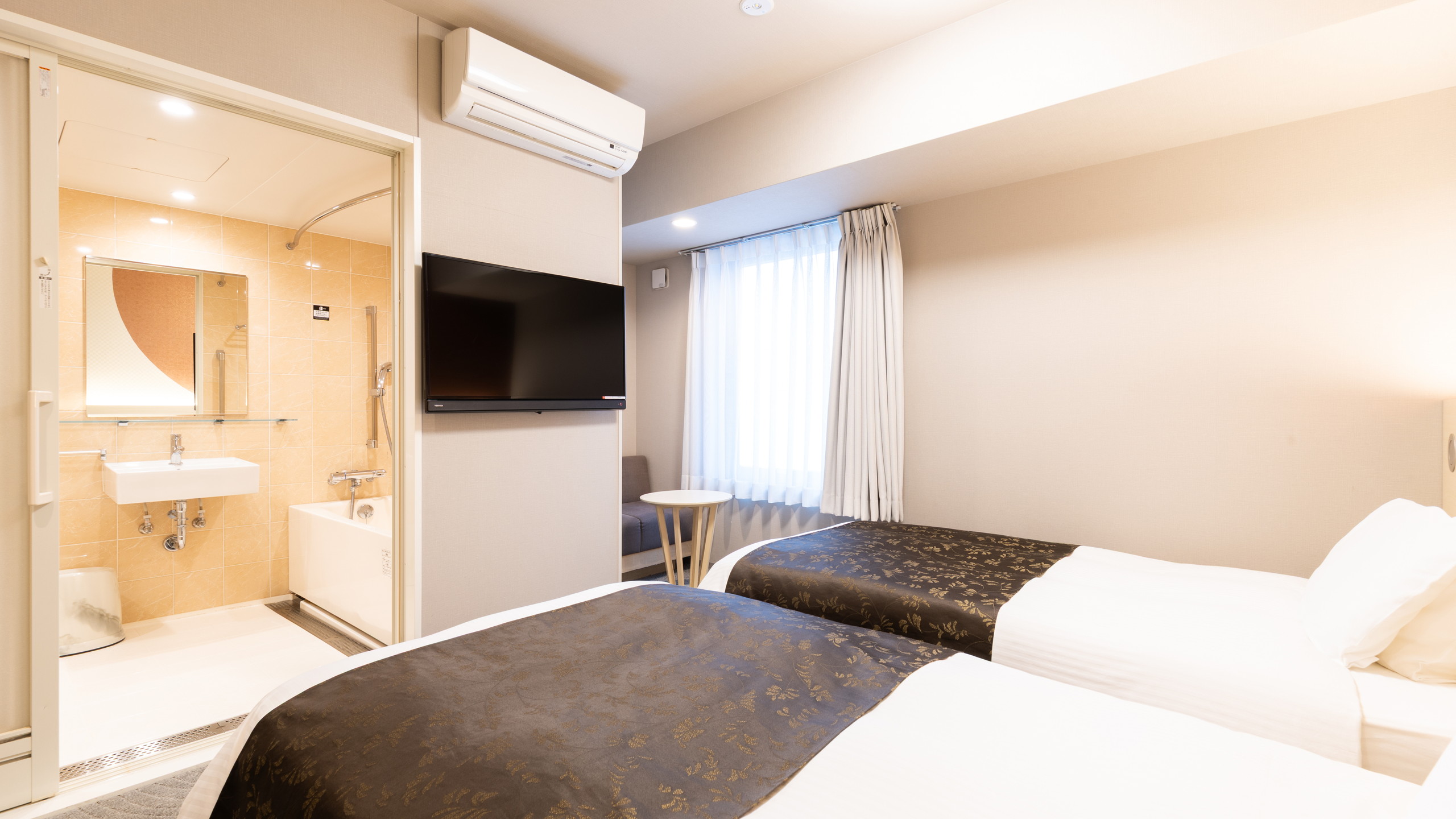 ユニバーサルツインルーム