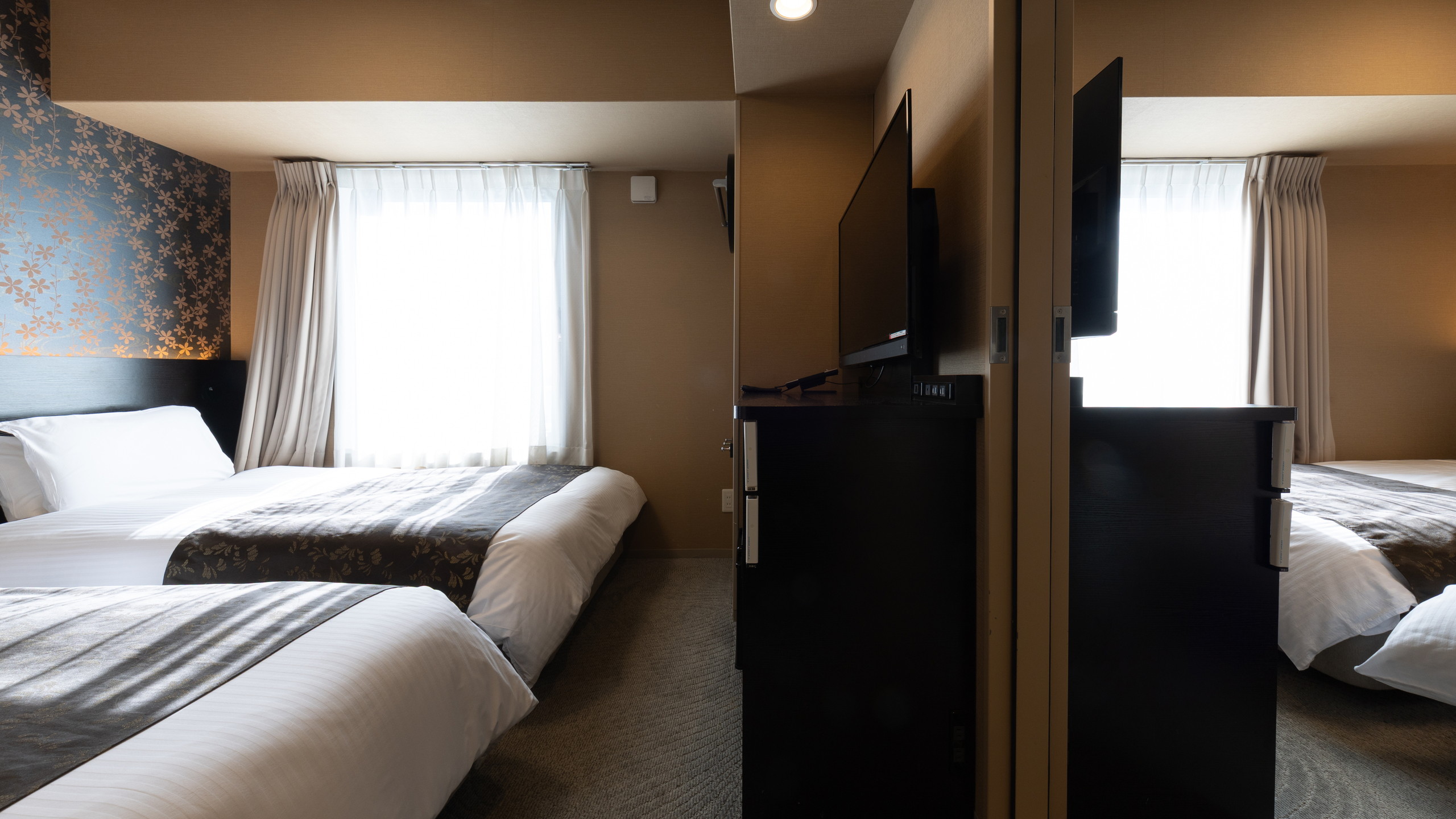 コネクティングルーム