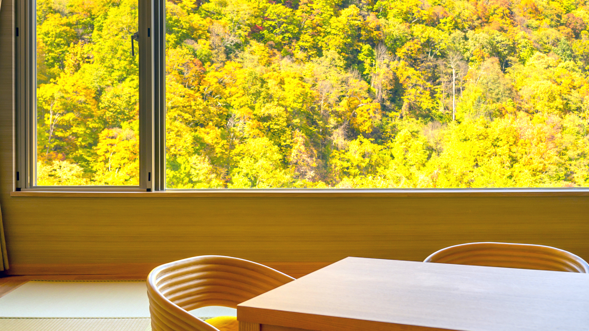 温泉展望風呂付和洋室／紅葉シーズン