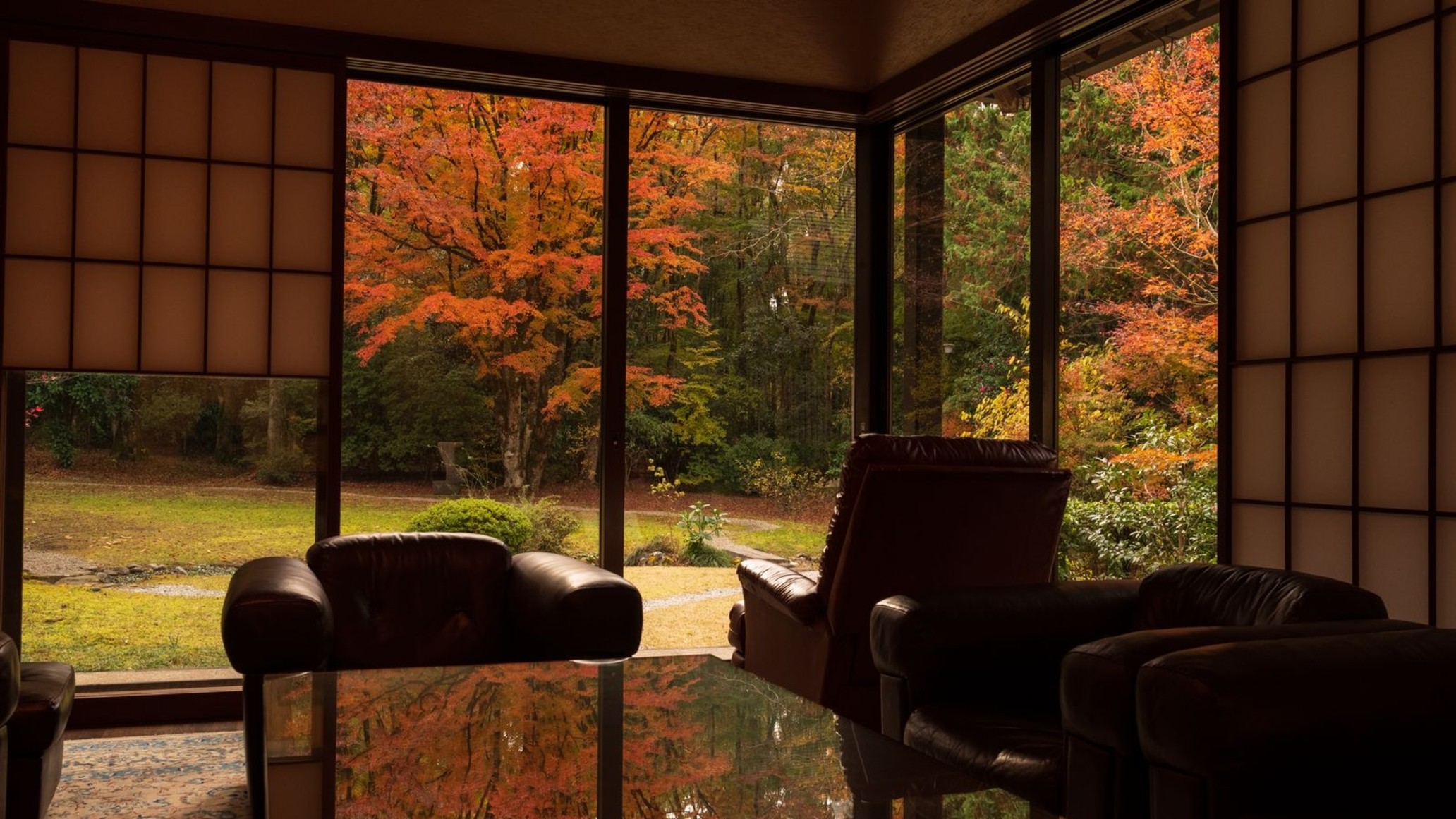 ■東山旧岸邸(写真提供＊御殿場市産業スポーツ部観光交流課)