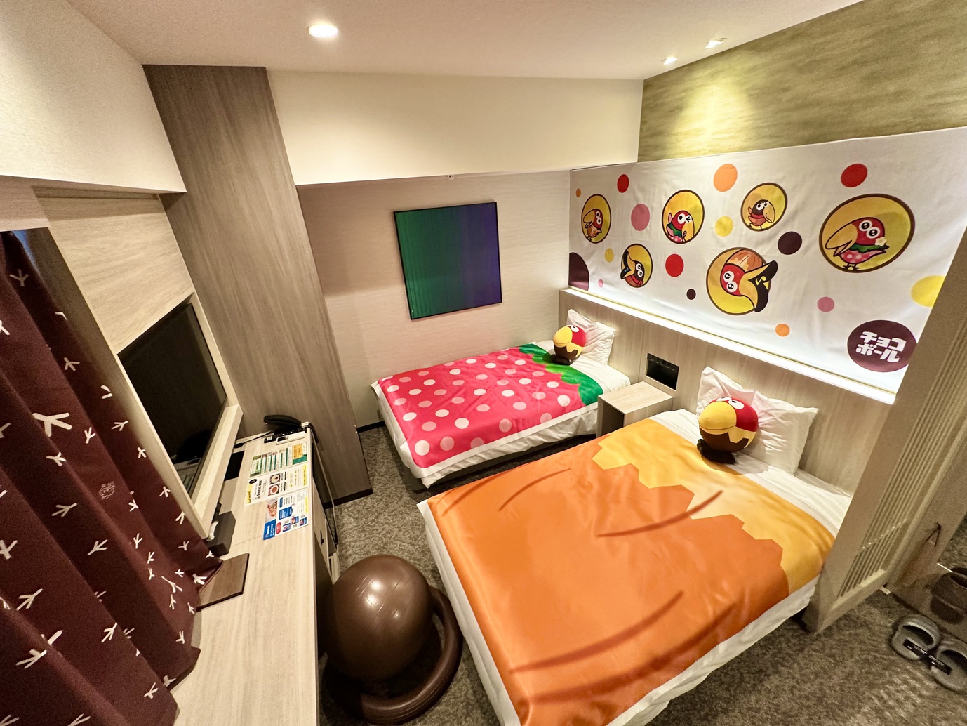 変なホテルプレミア仙台 国分町 キョロちゃんの【チョコボールルーム