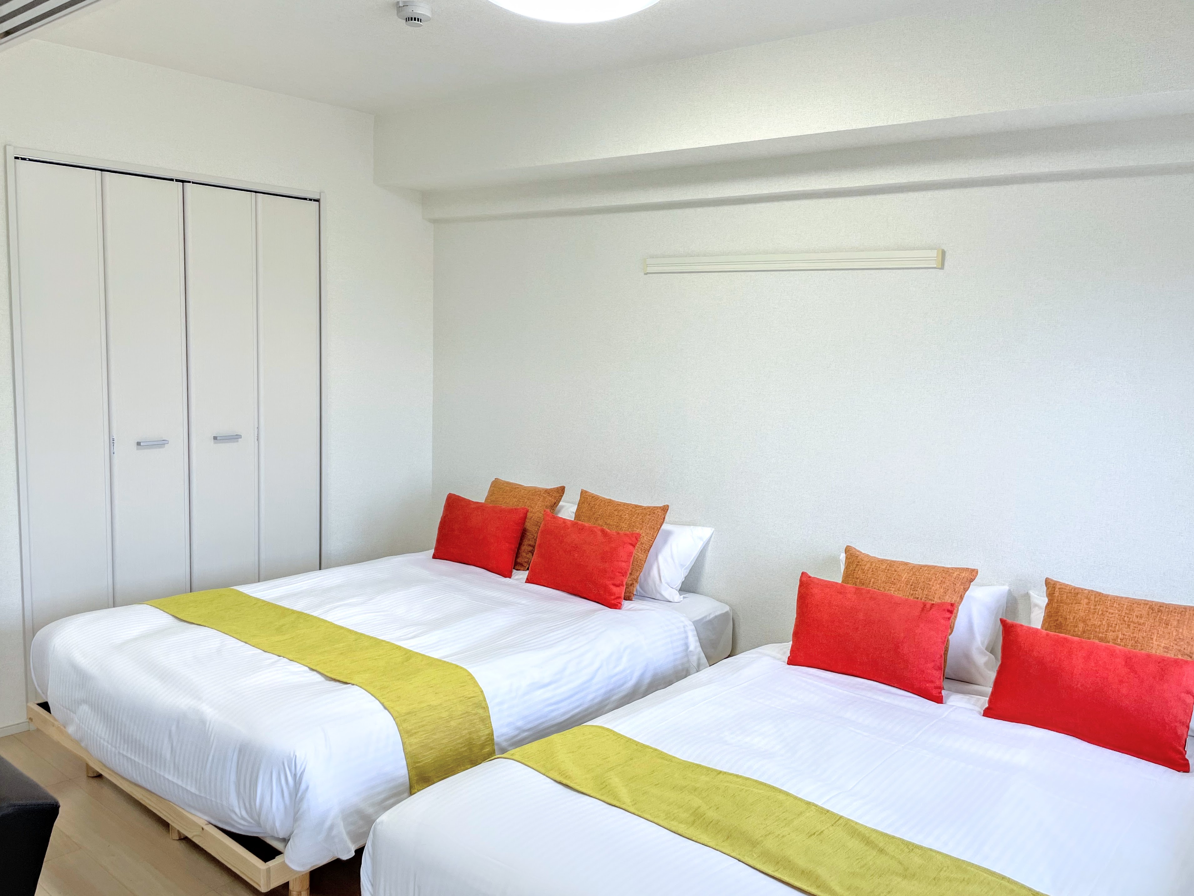 ２ダブルベッドルーム２