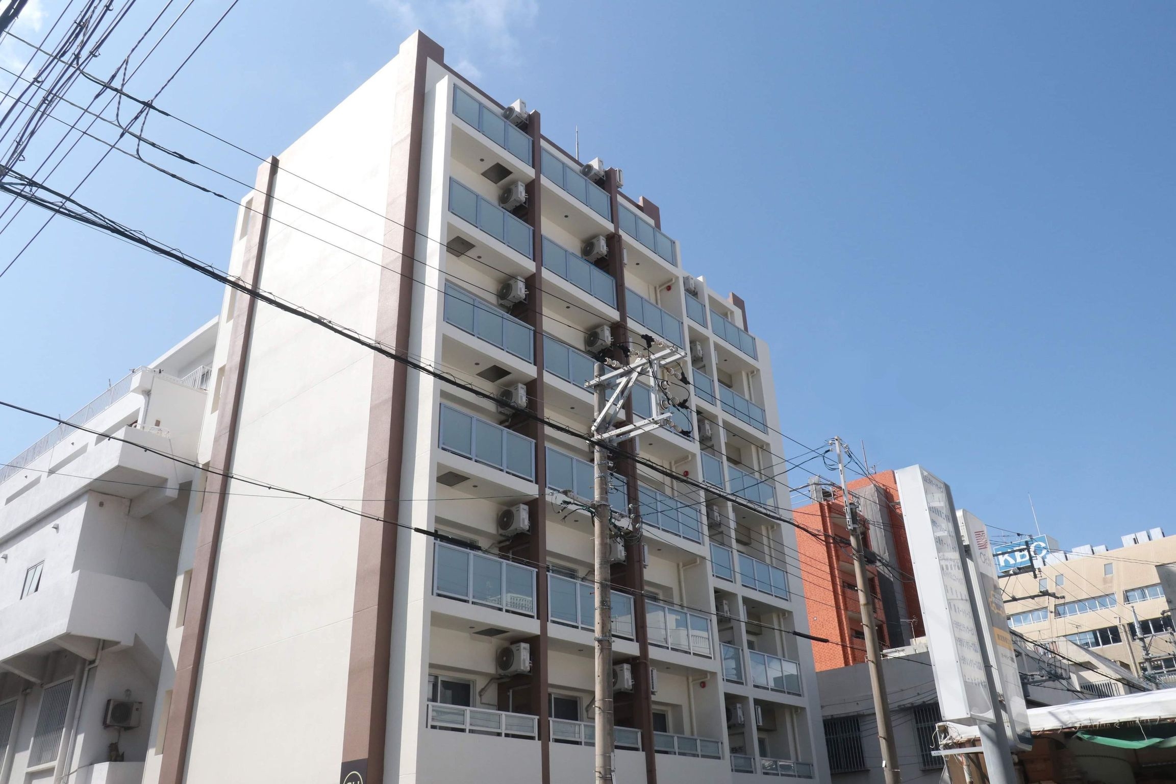 【2連泊プラン】非接触型新ホテル・シモンズ社製ベッド・50インチ大型テレビ・洗濯機・レンジ♪