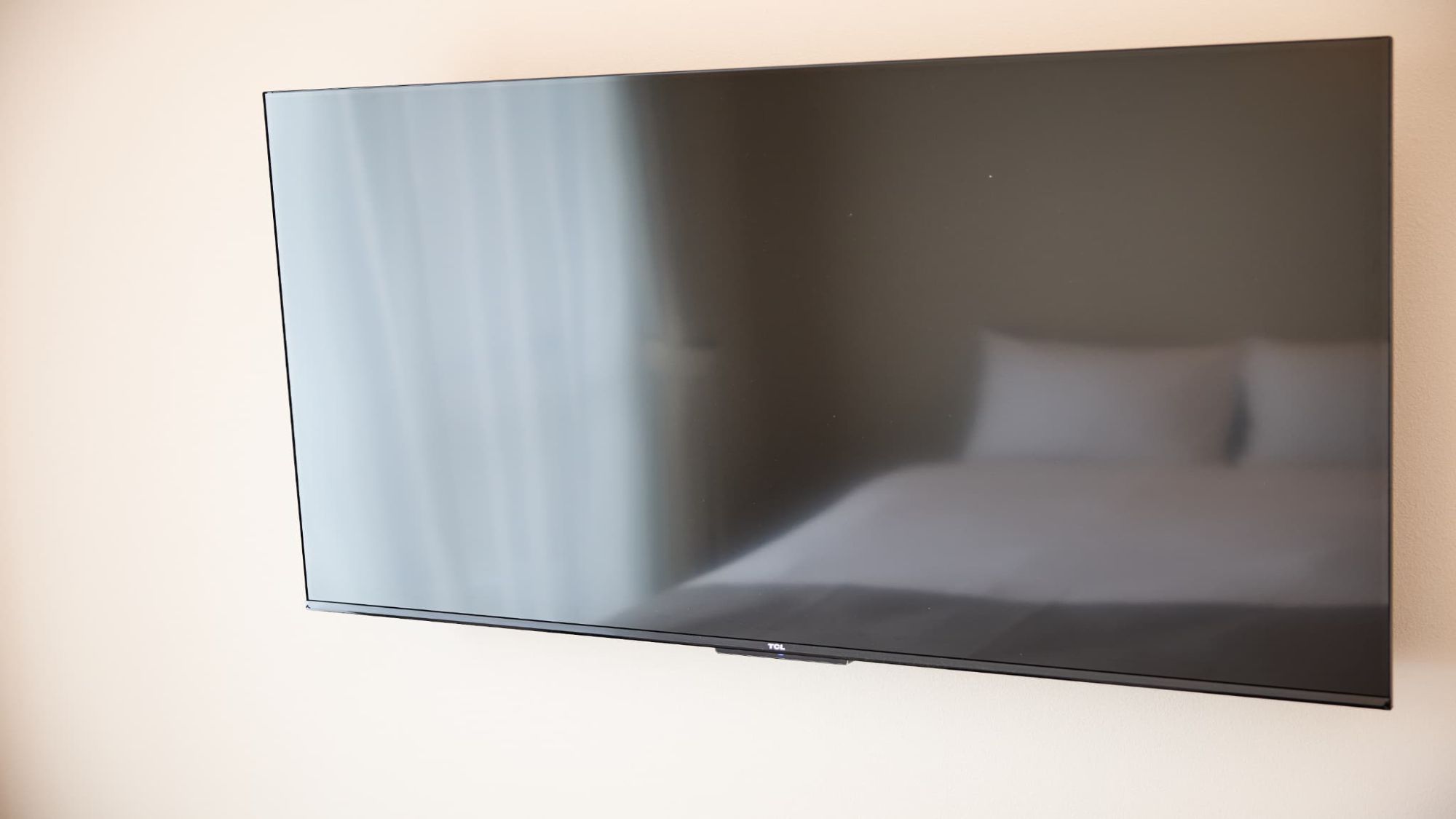 【客室備品】壁掛けテレビ◆