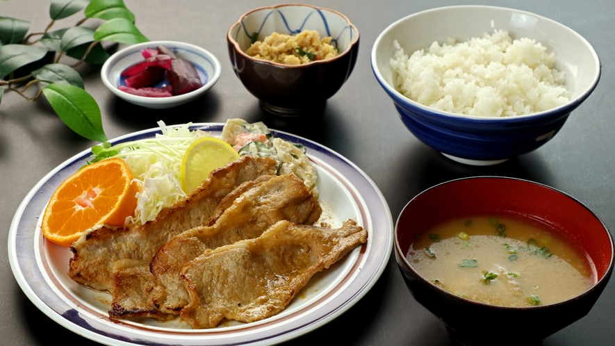 【おすすめ定食】安定の人気メニュー☆生姜焼き定食