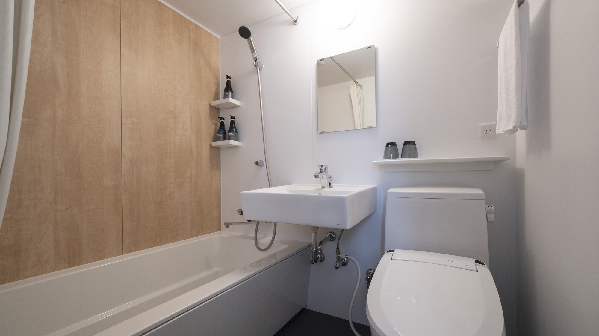 ◇バスルーム（スイートルームを除く）