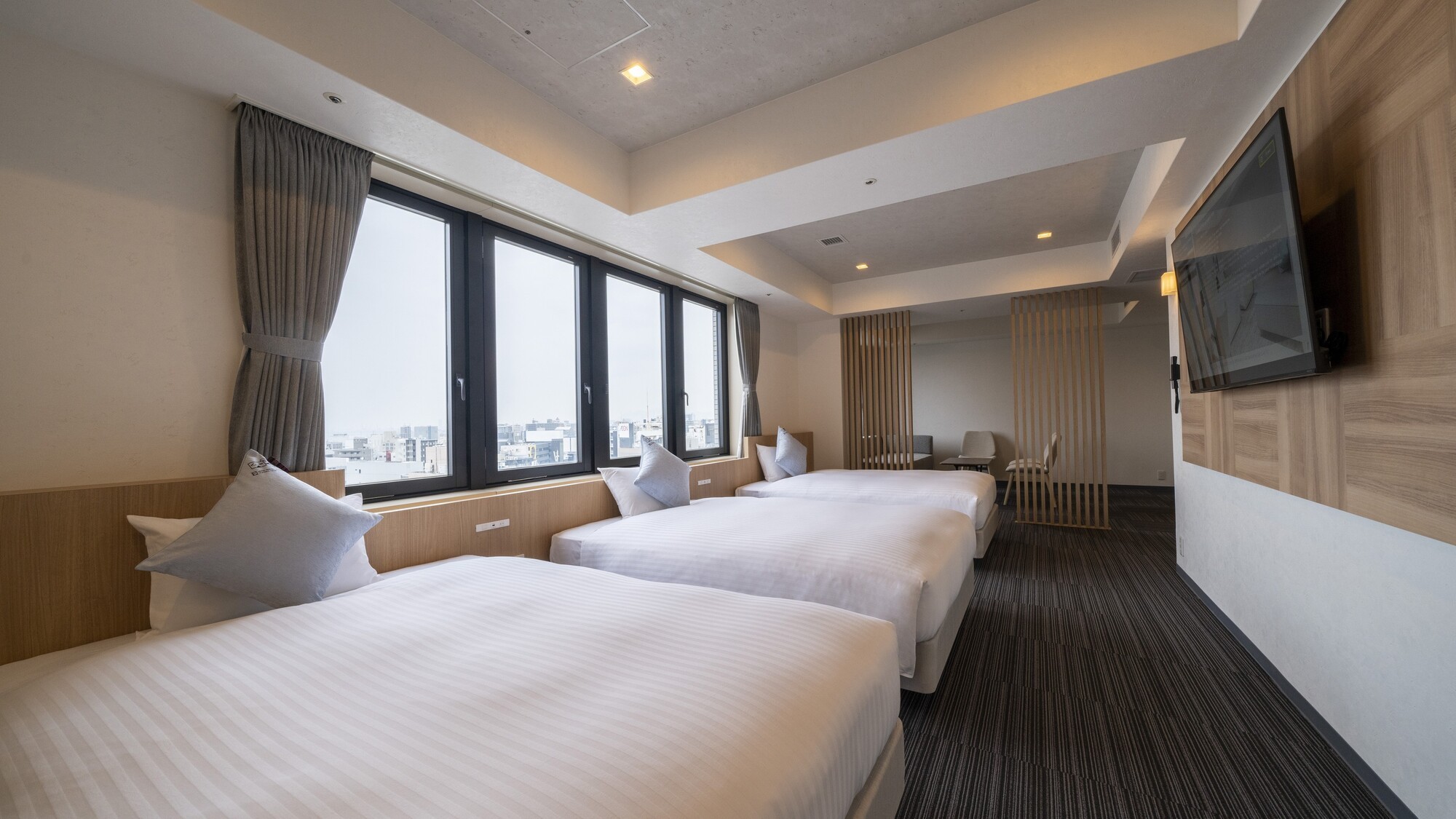 ◇エクスプレススイートルーム＜禁煙・シモンズ社製ベッド3台＞