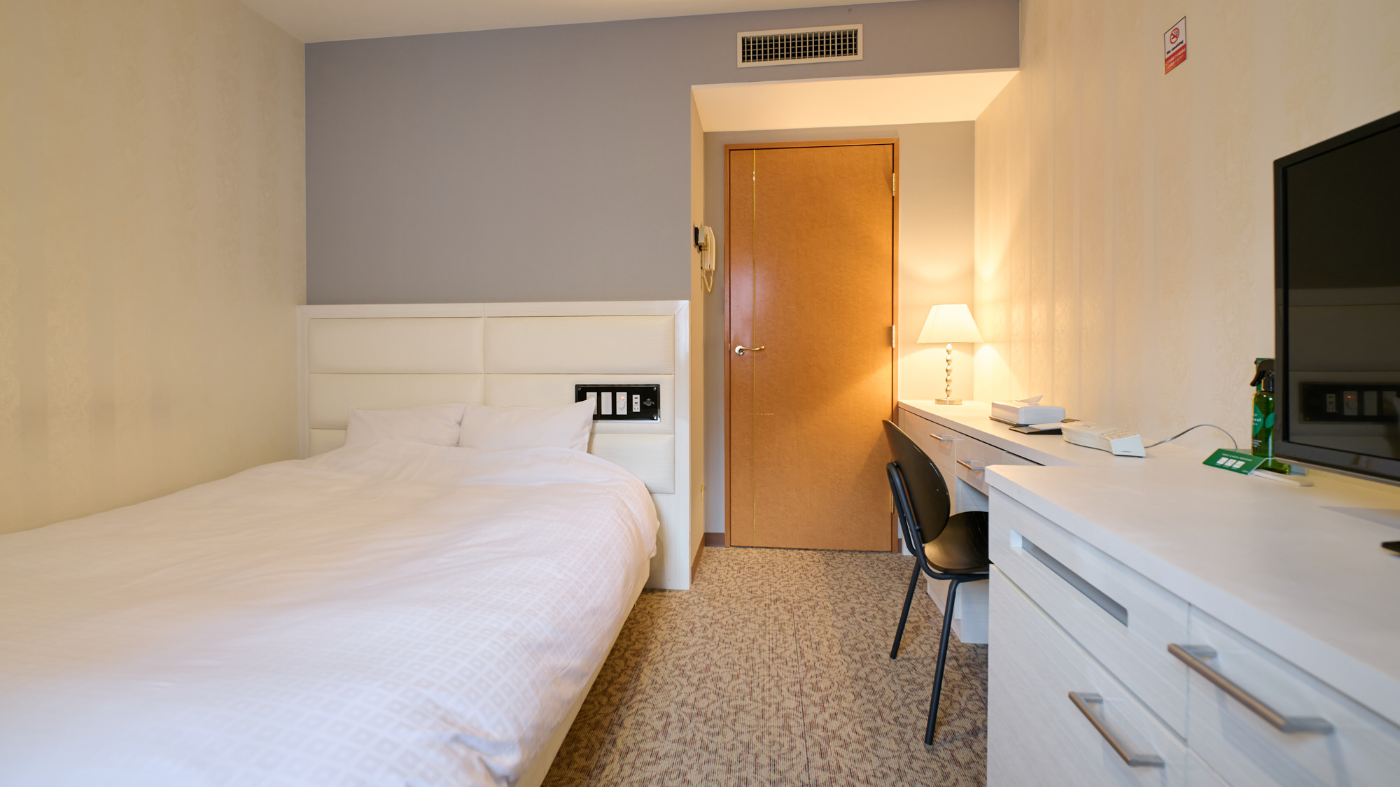 【ソファ有スーペリア】20平米/ユニットバス